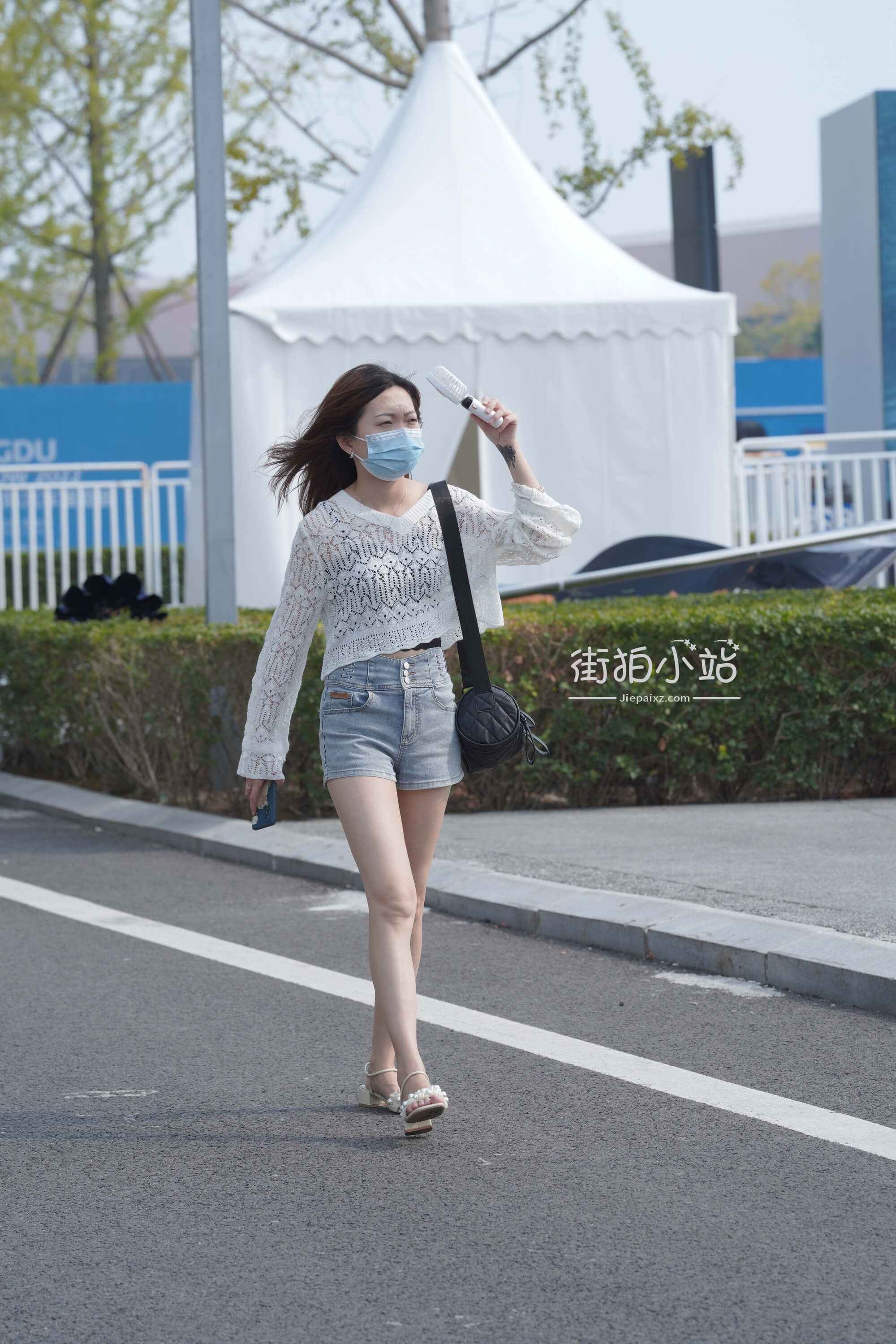 3005950fosq25j5x.jpg