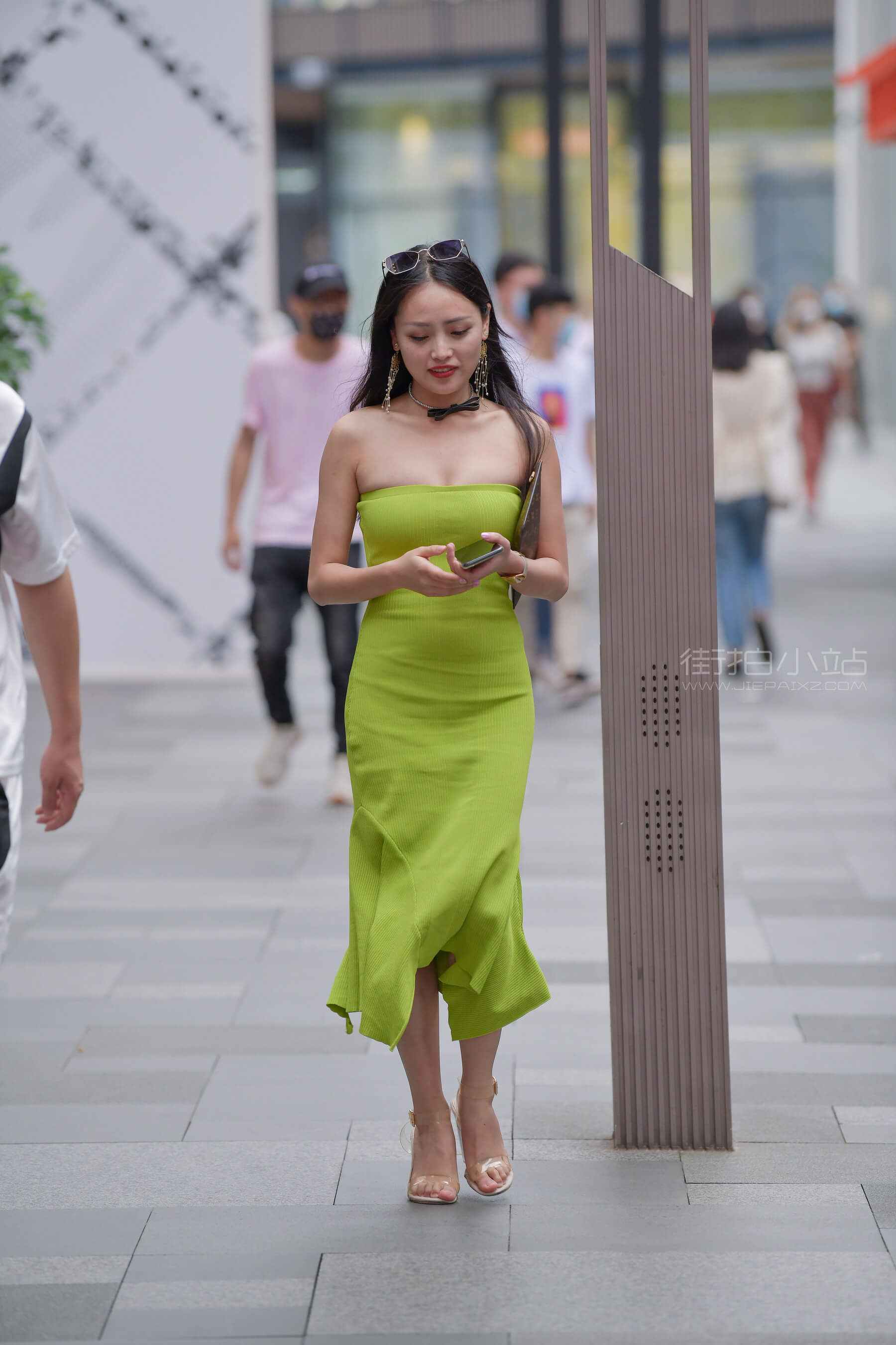 26324v12hk5pl4hy.jpg