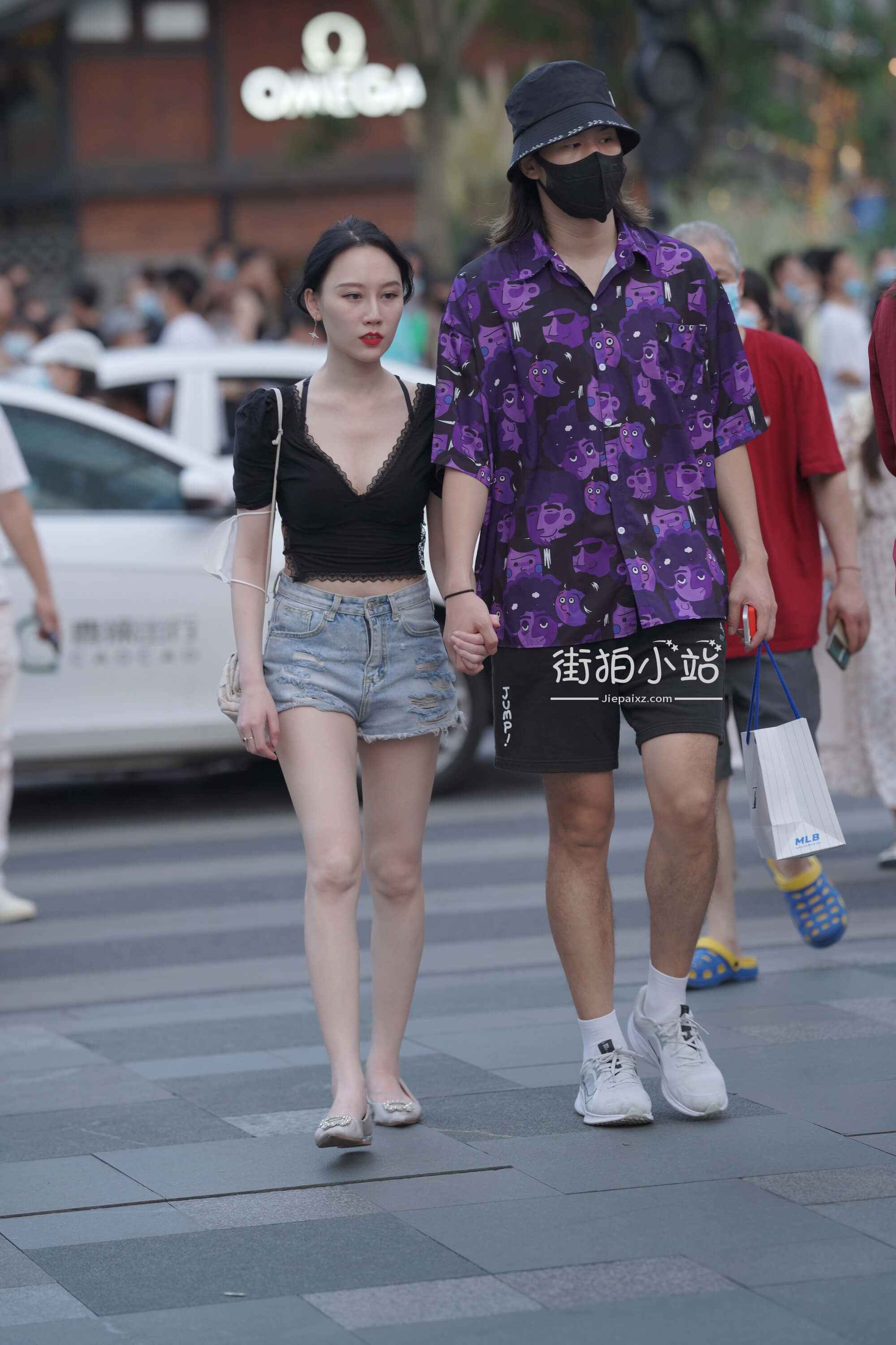 298270qb1emlc4jb.jpg
