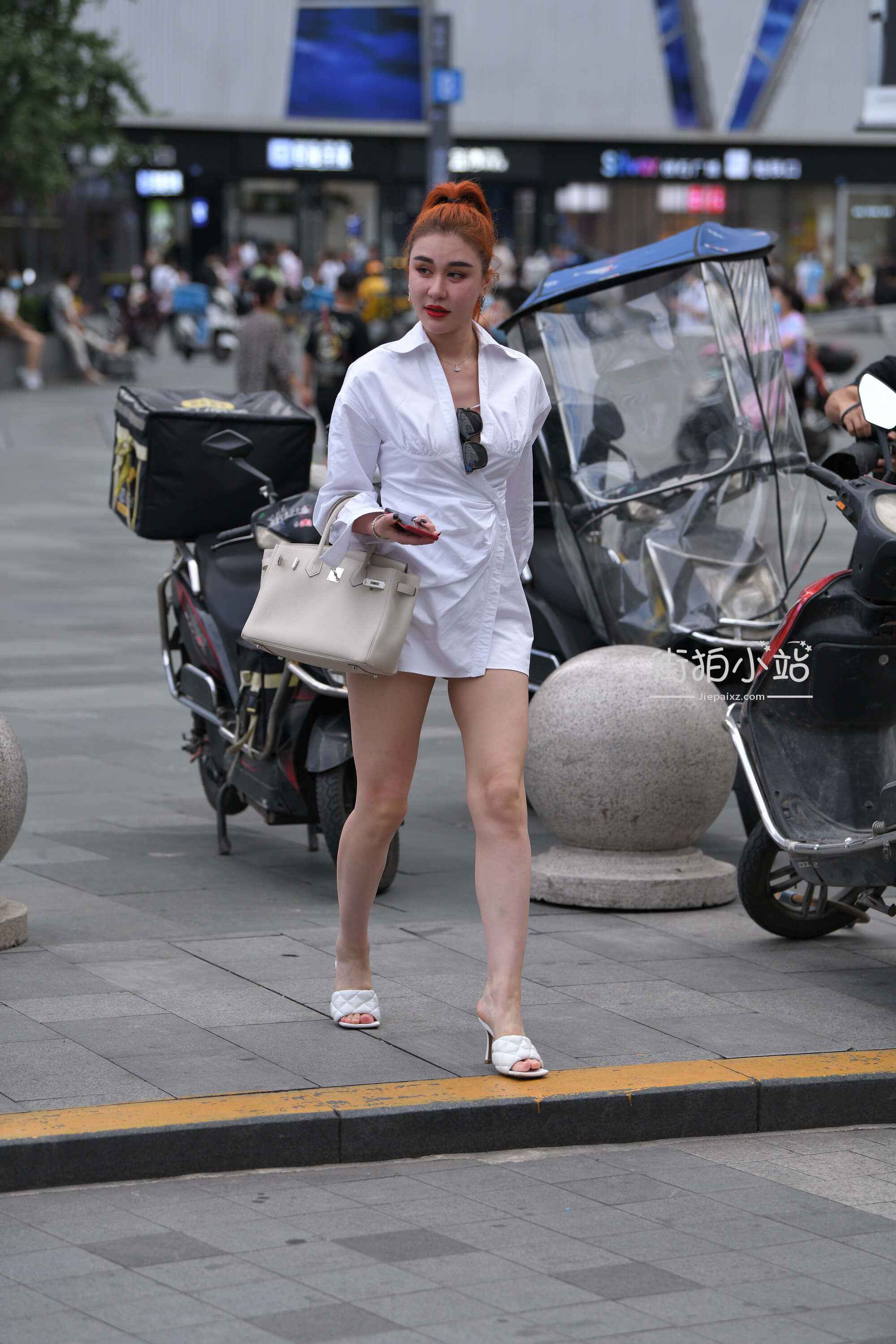 27538mncw0mo2jyp.jpg