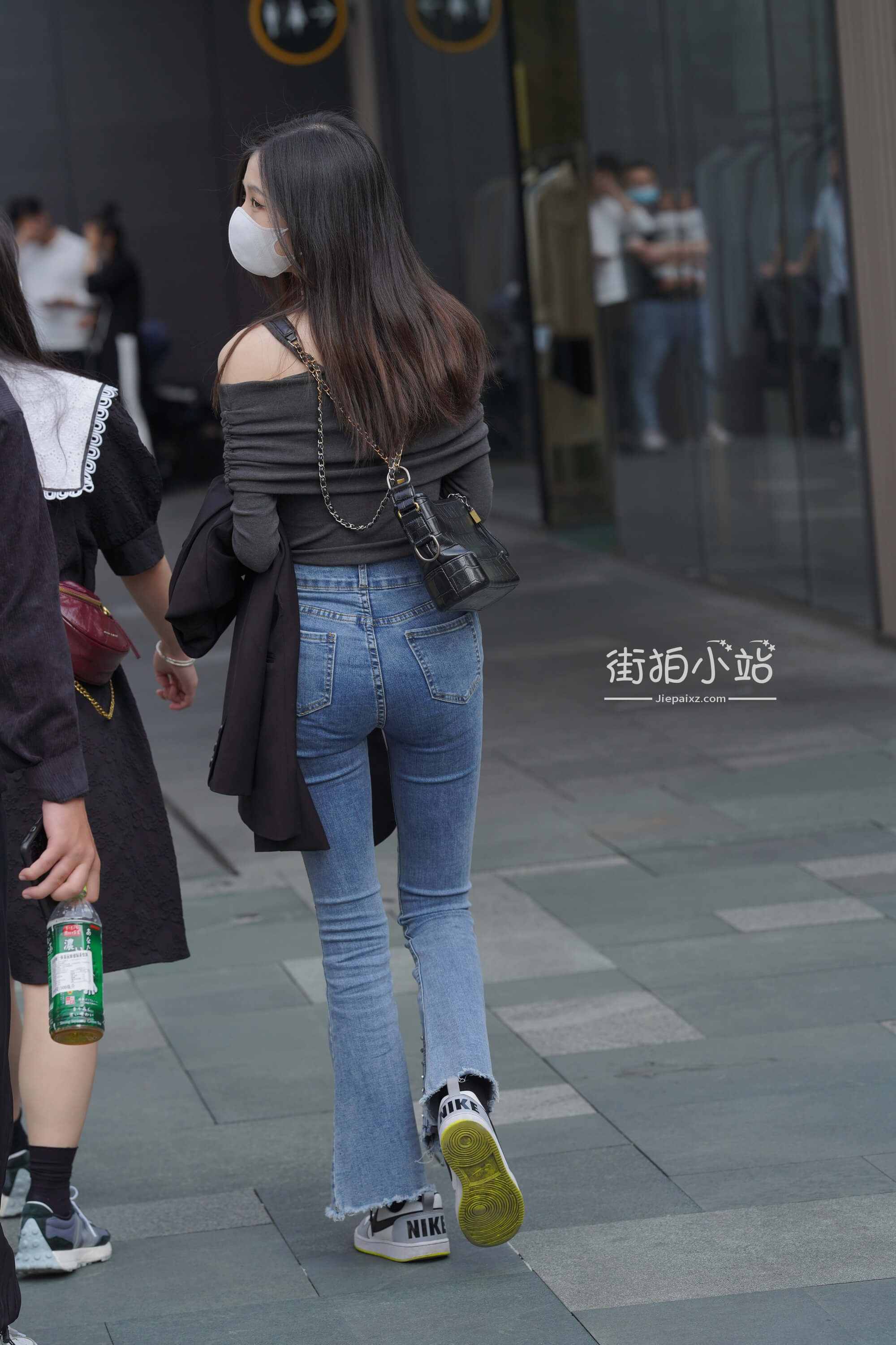 304994dz1ghohxhx.jpg
