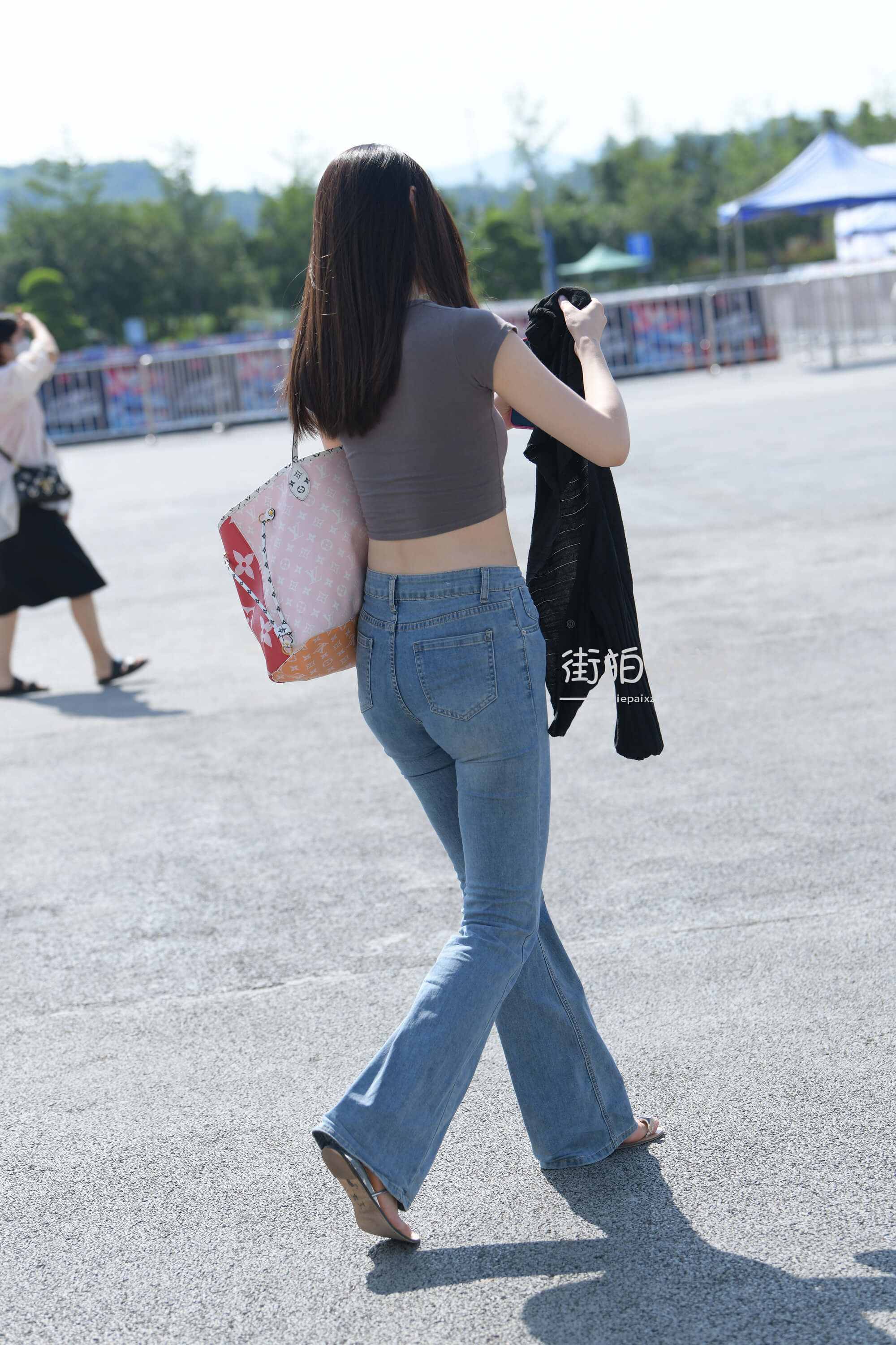 30355tdcwdfjnhna.jpg