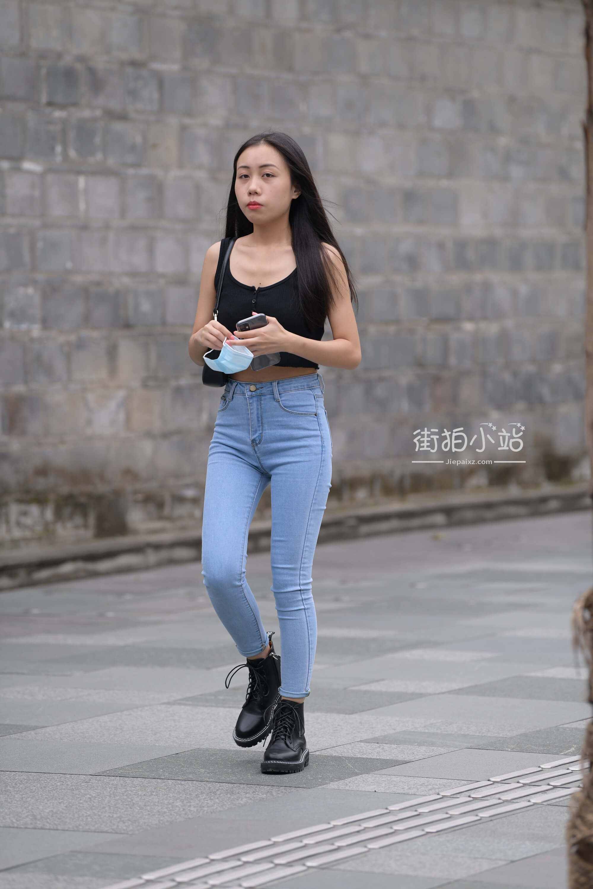 29579zc11upwtdwv.jpg