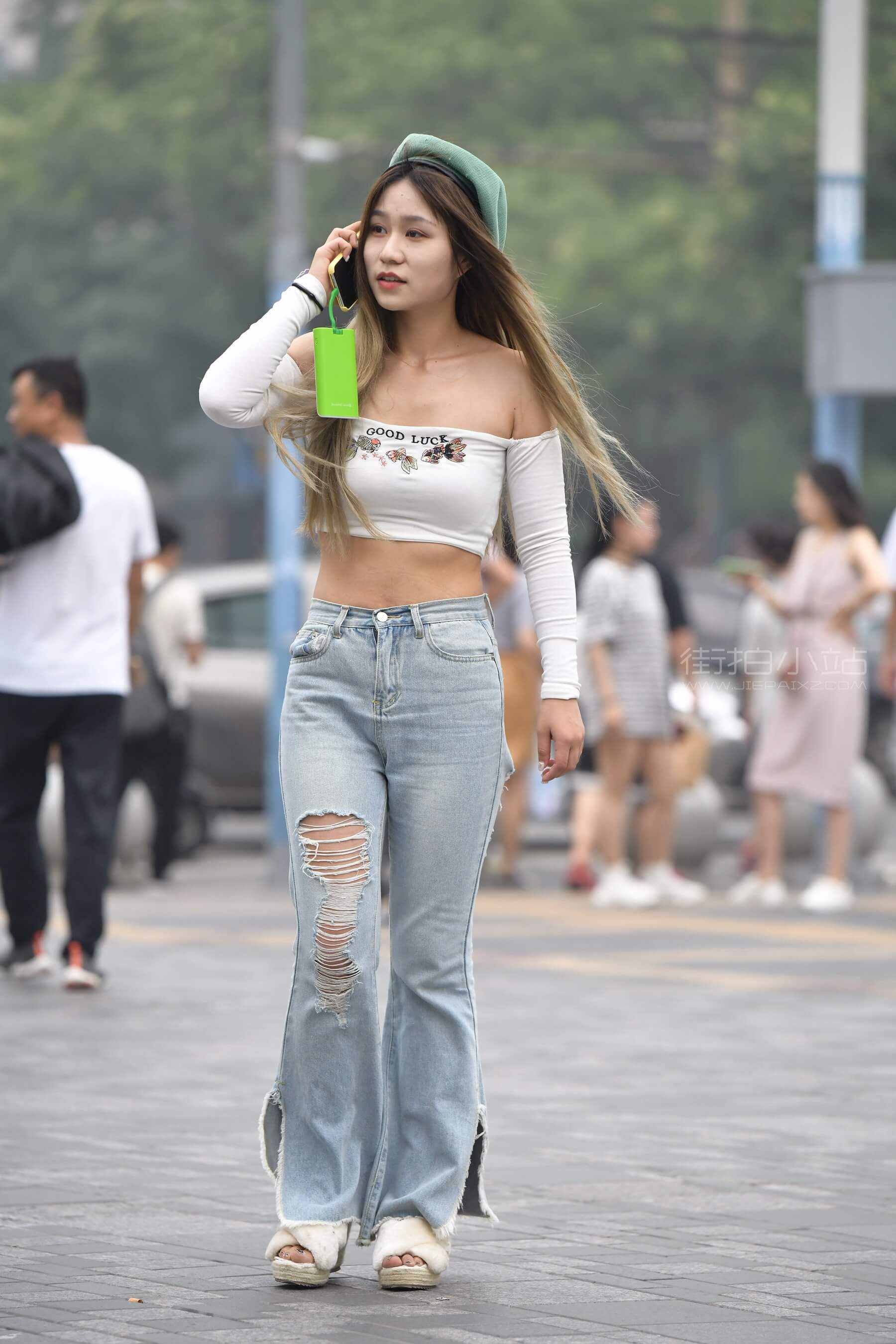 239675xwqonh4lsk.jpg