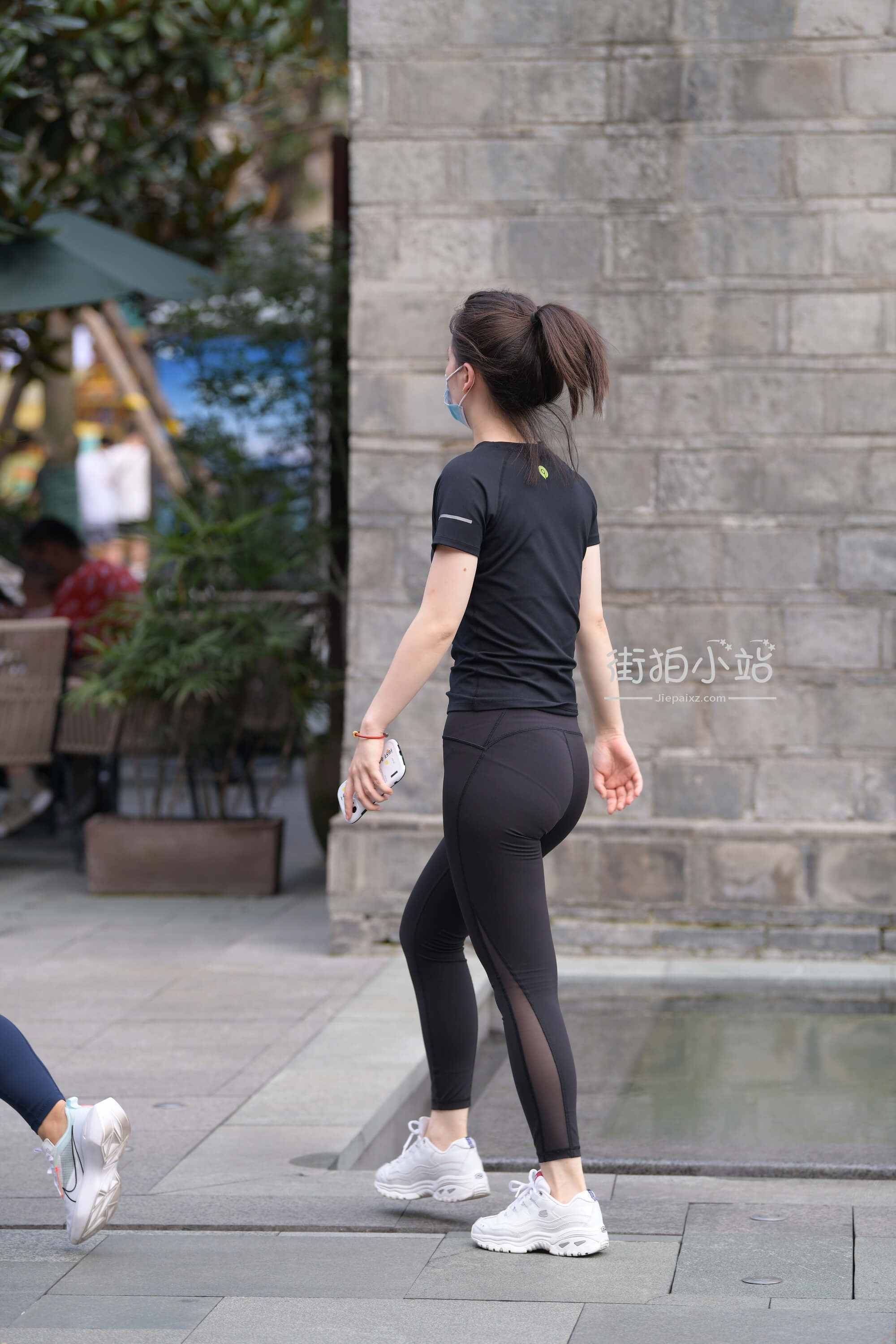 29584bpkbguhm1zl.jpg