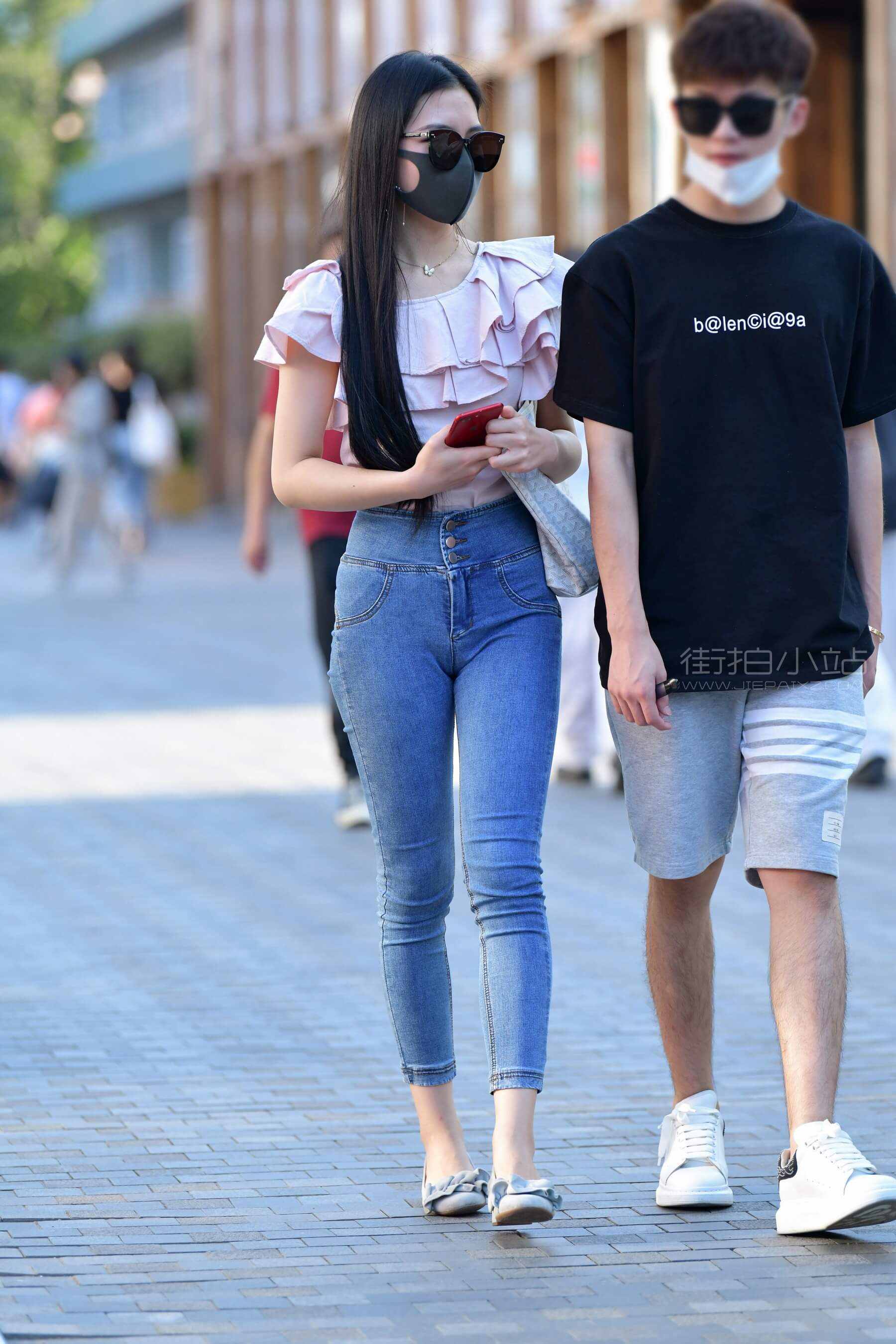 25660fzublxya4uj.jpg