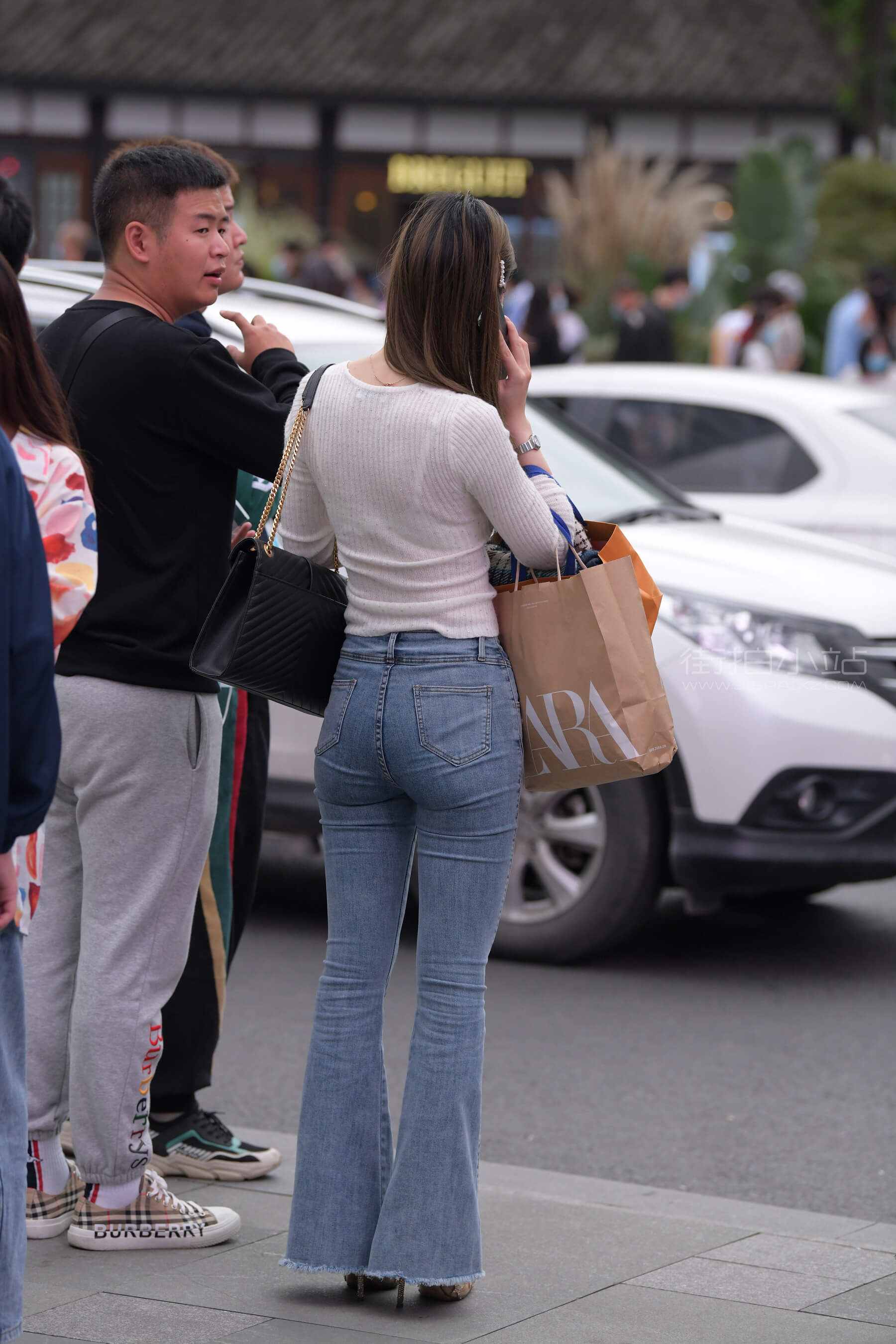 26053xk5ahd0hh0k.jpg