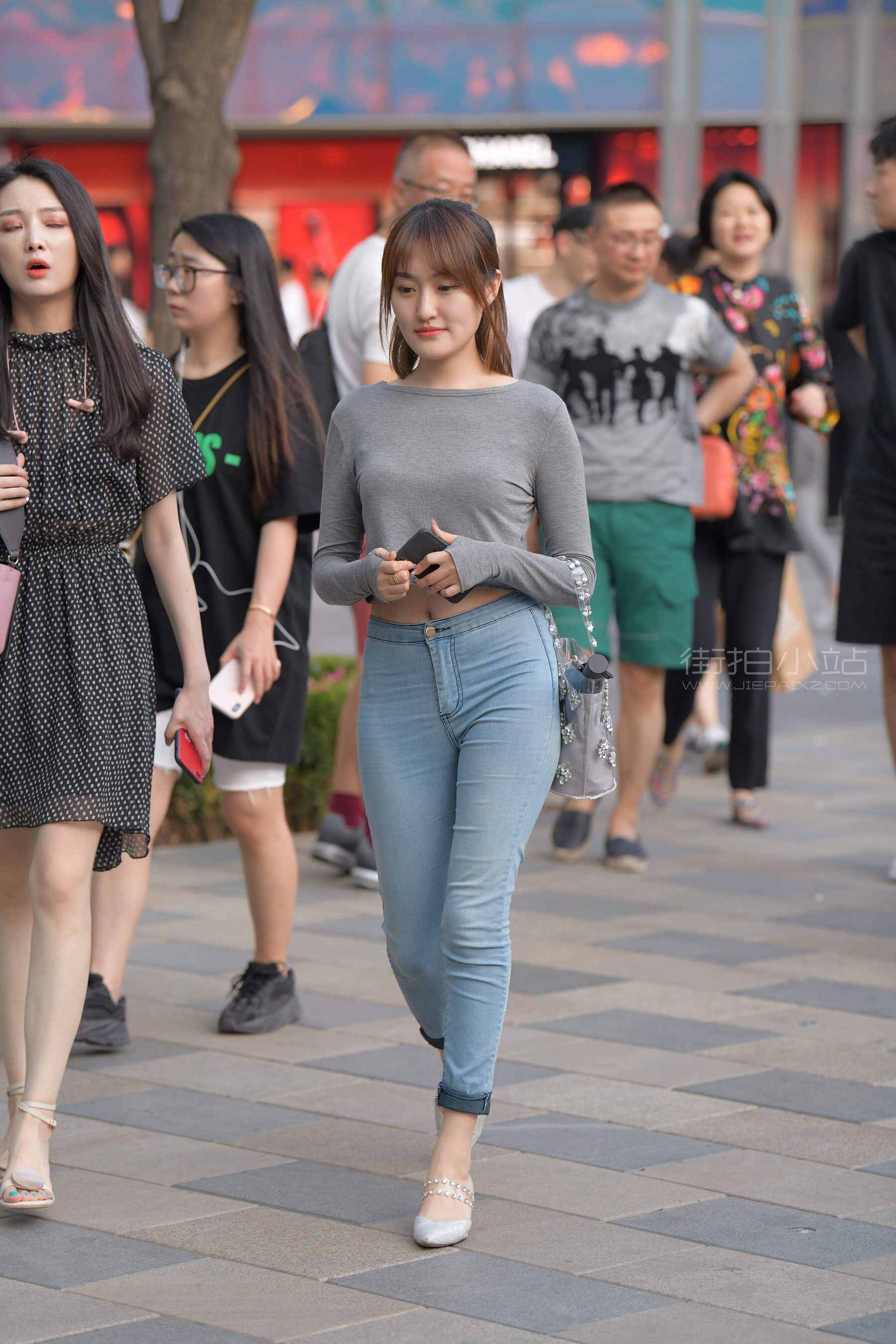 25919qvyyixjyrdr.jpg