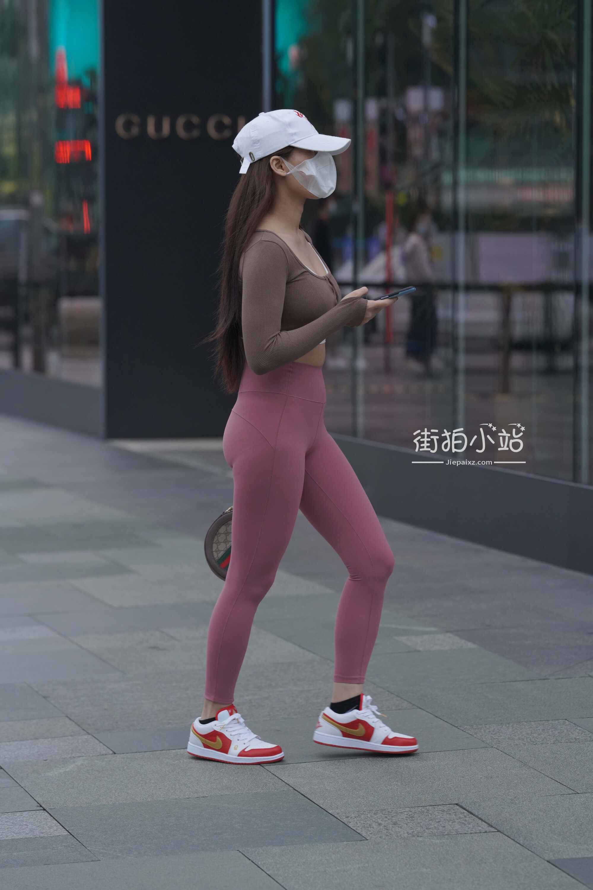 29372vkupmgd2a1k.jpg