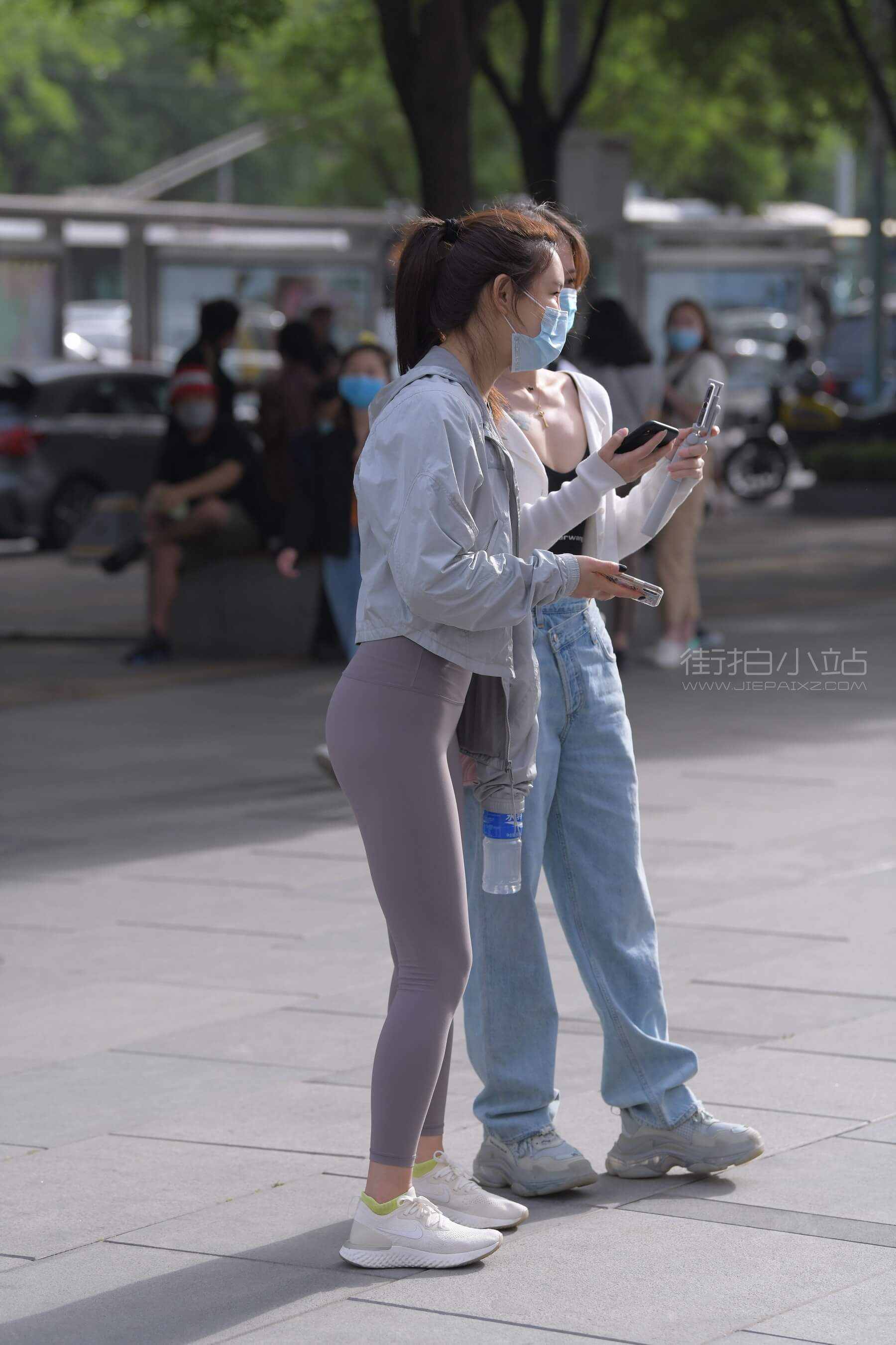 25015sjbqxqy0ht2.jpg