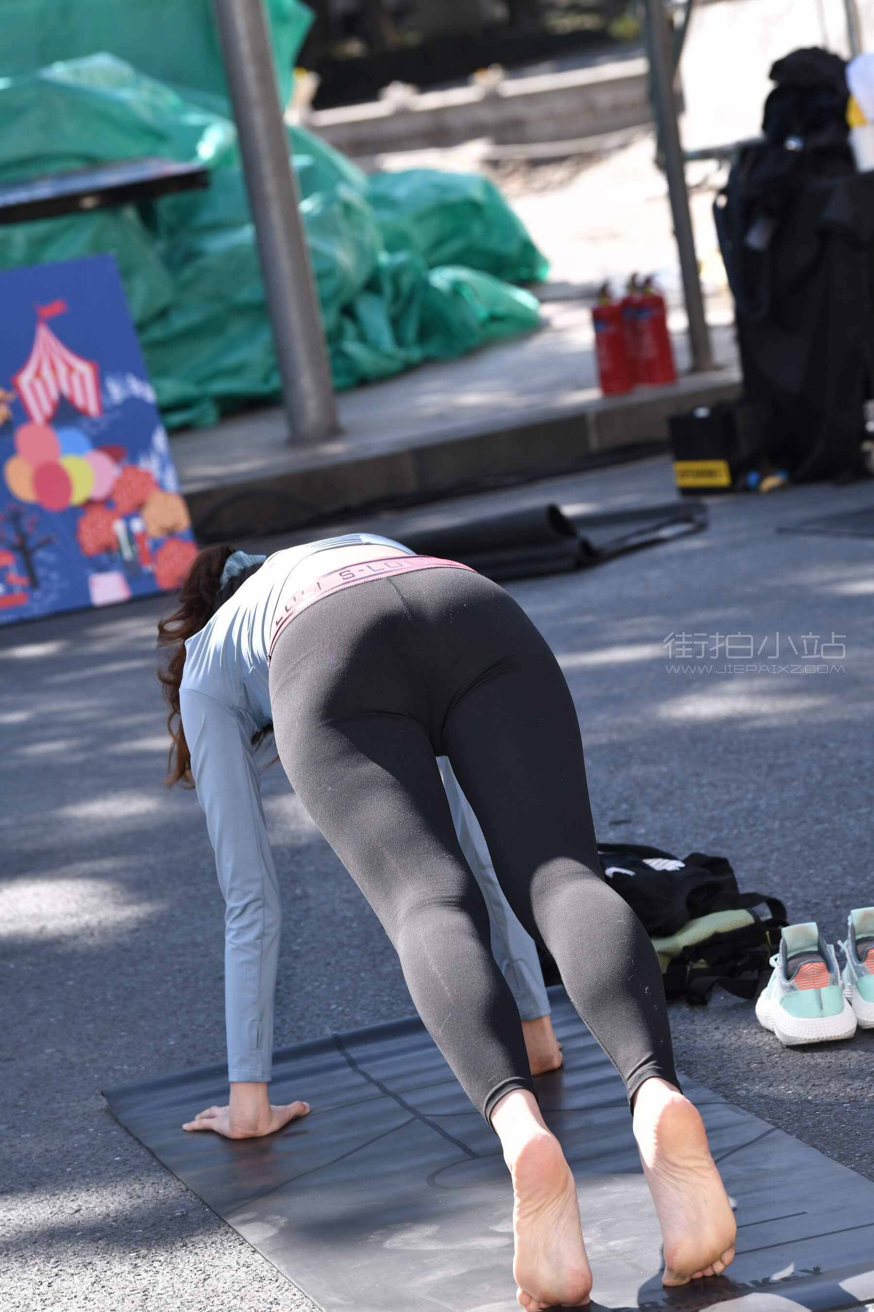259390n1kggg5i3z.jpg