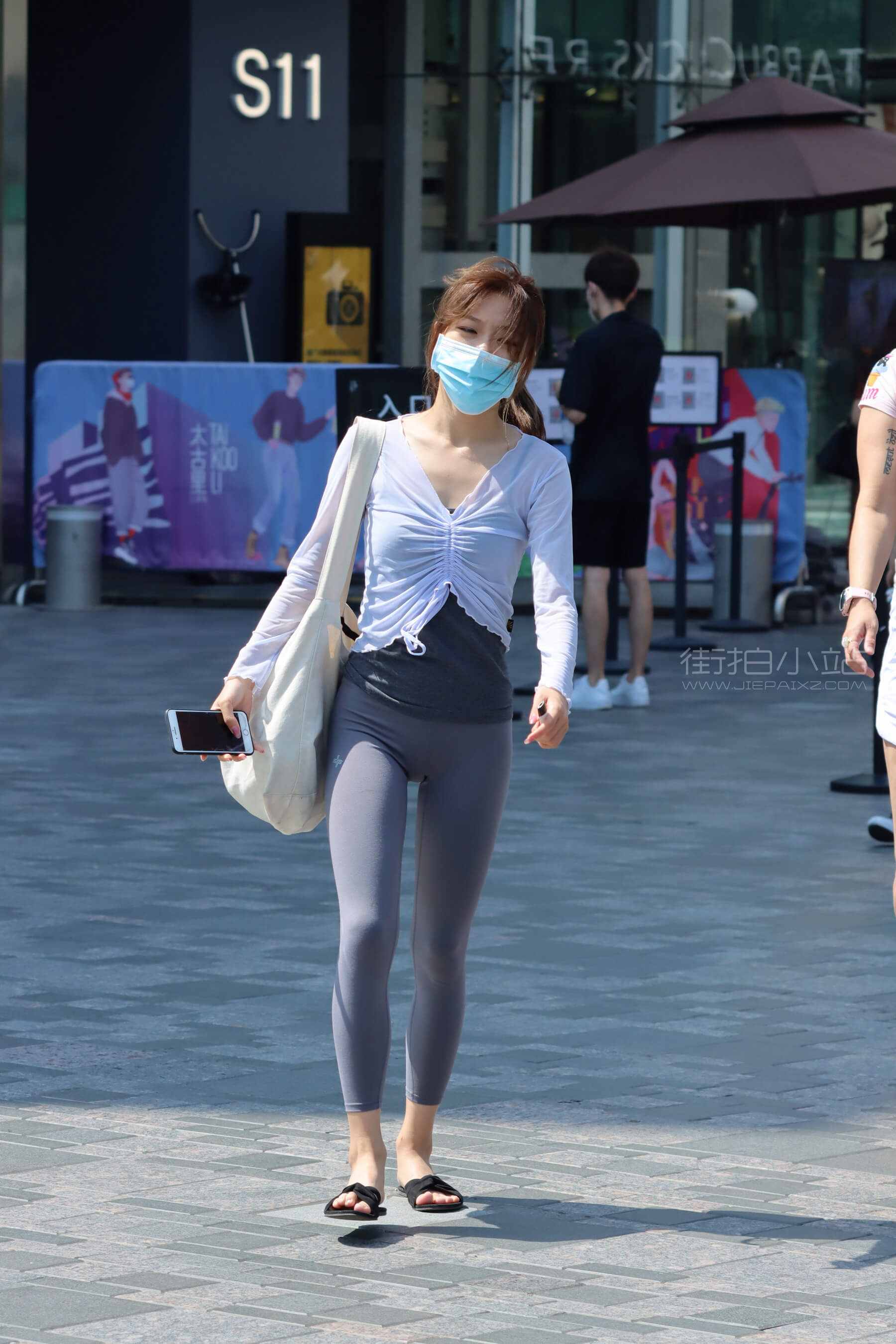 26184pwt1s0xzora.jpg