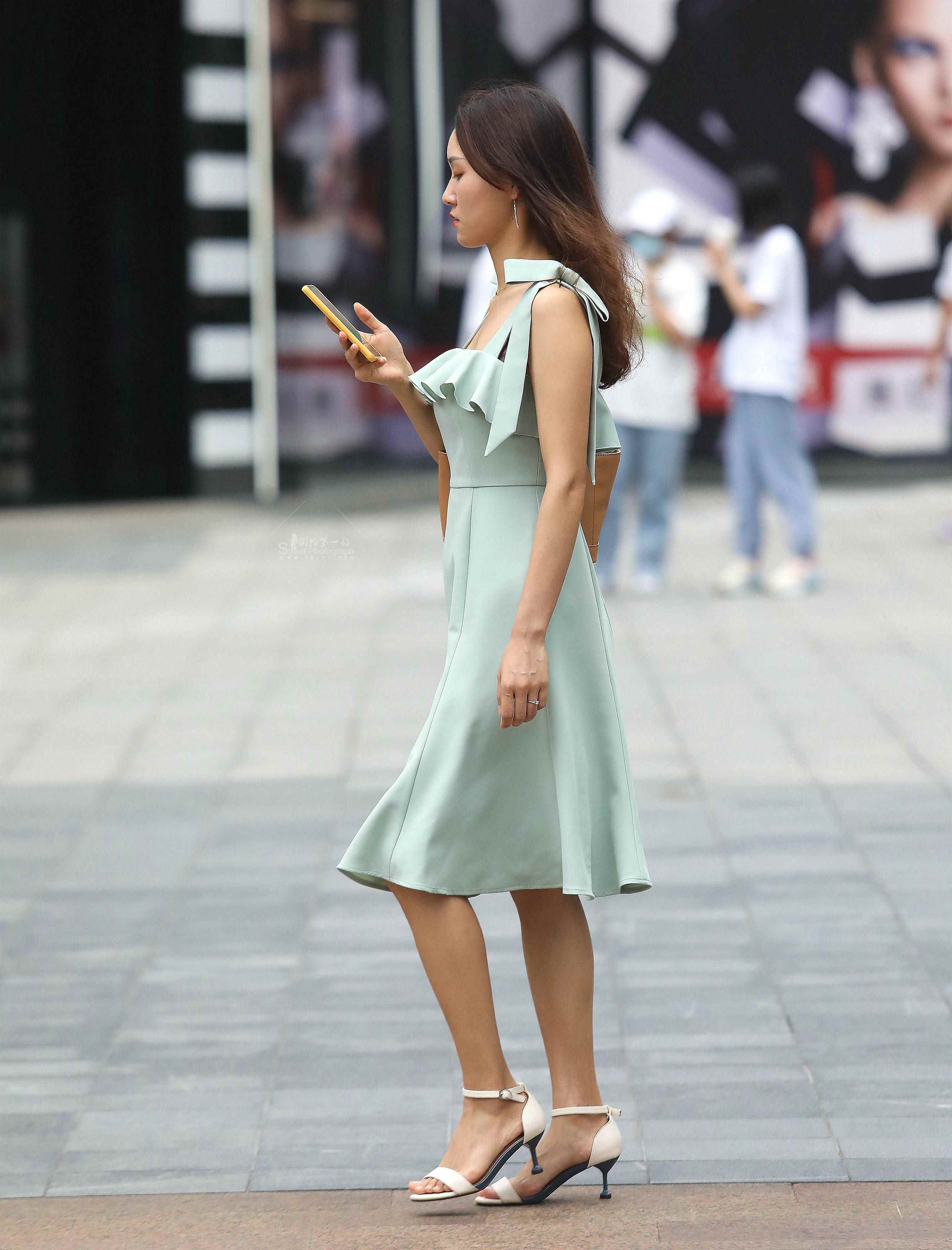 457588-vsxvn415i25.jpg