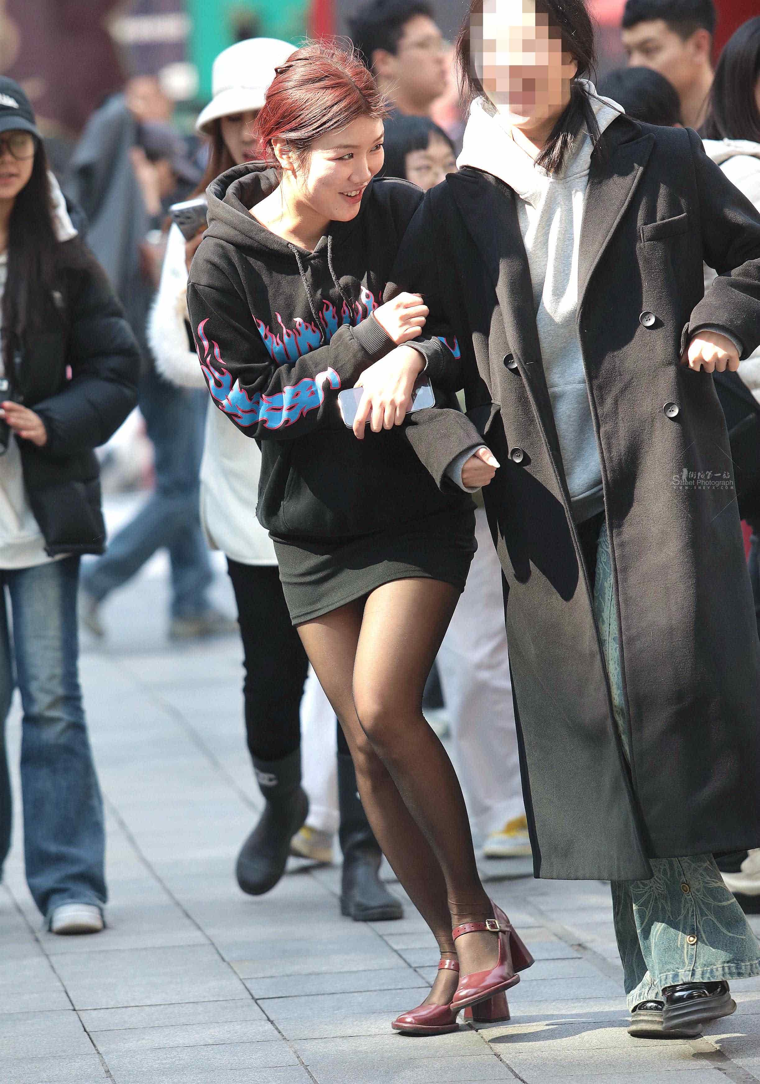 468674-mryrqaut44c.jpg