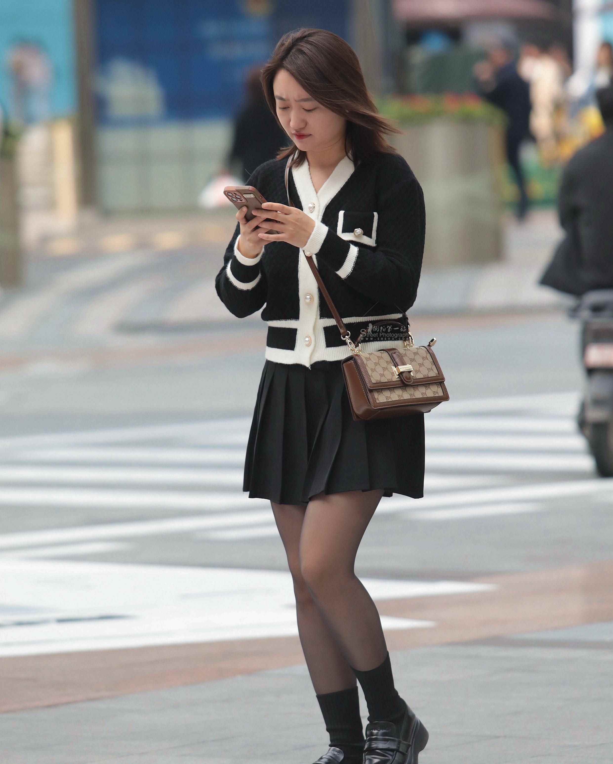 468222-cd2toep2s2y.jpg