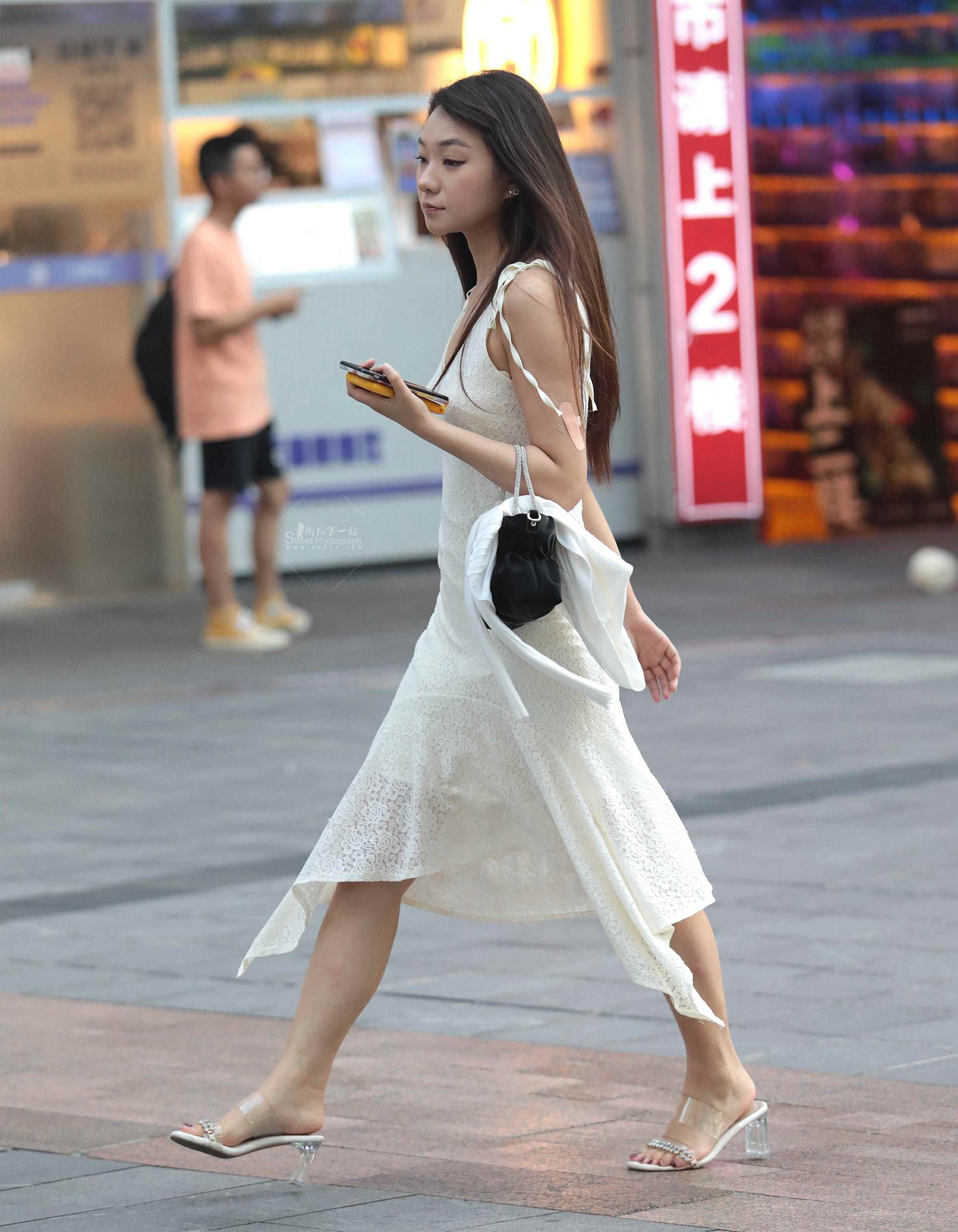466051-0j4qgmkxr30.jpg