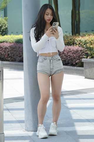 2590722lmqc4g1zi.jpg