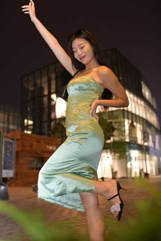 25896zqc20gh3lt0.jpg