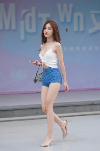 2731oyyfkyiwxzv.jpg