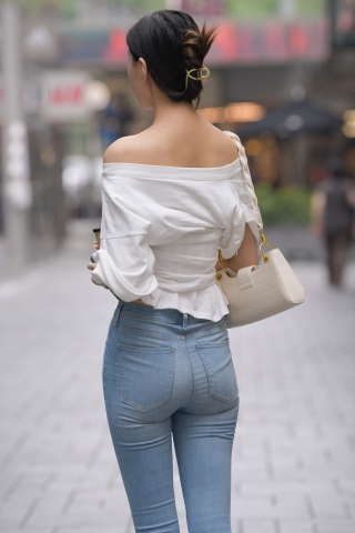 35065pncjxuf54q.jpg