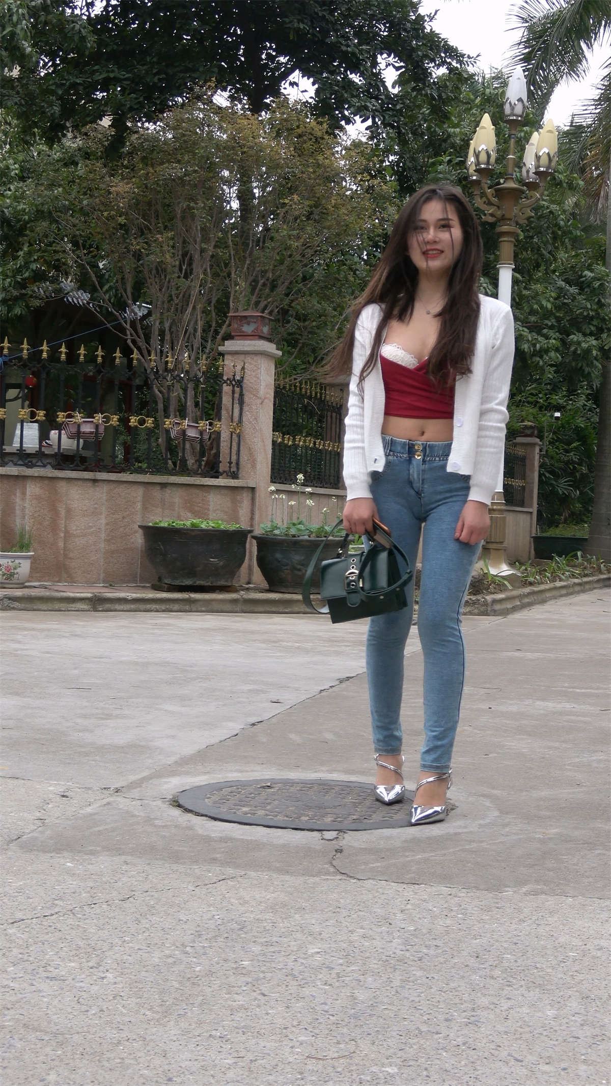 85900-jotzy1mcn4t.jpg