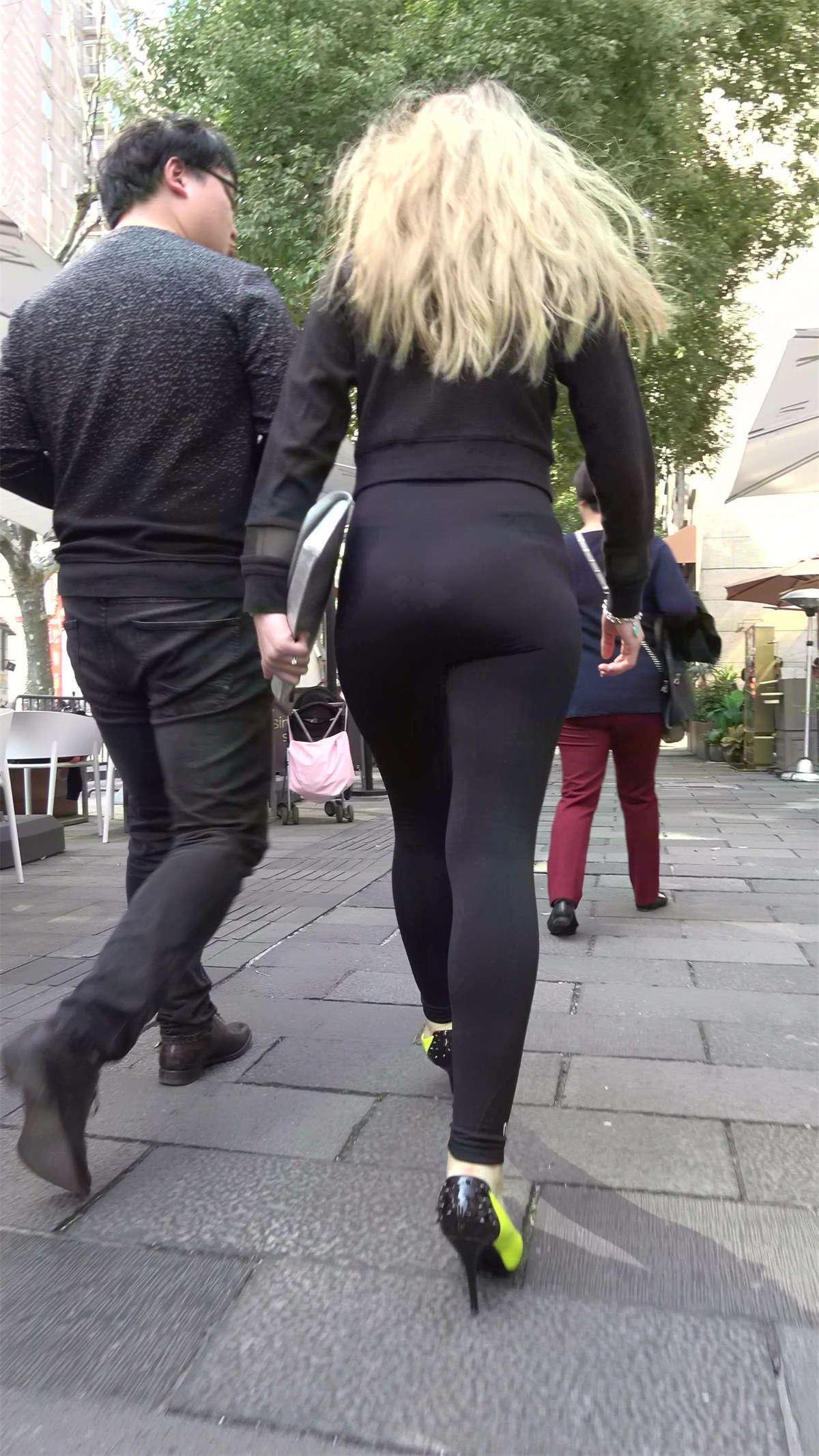 81898-0hha0g0zda0.jpg
