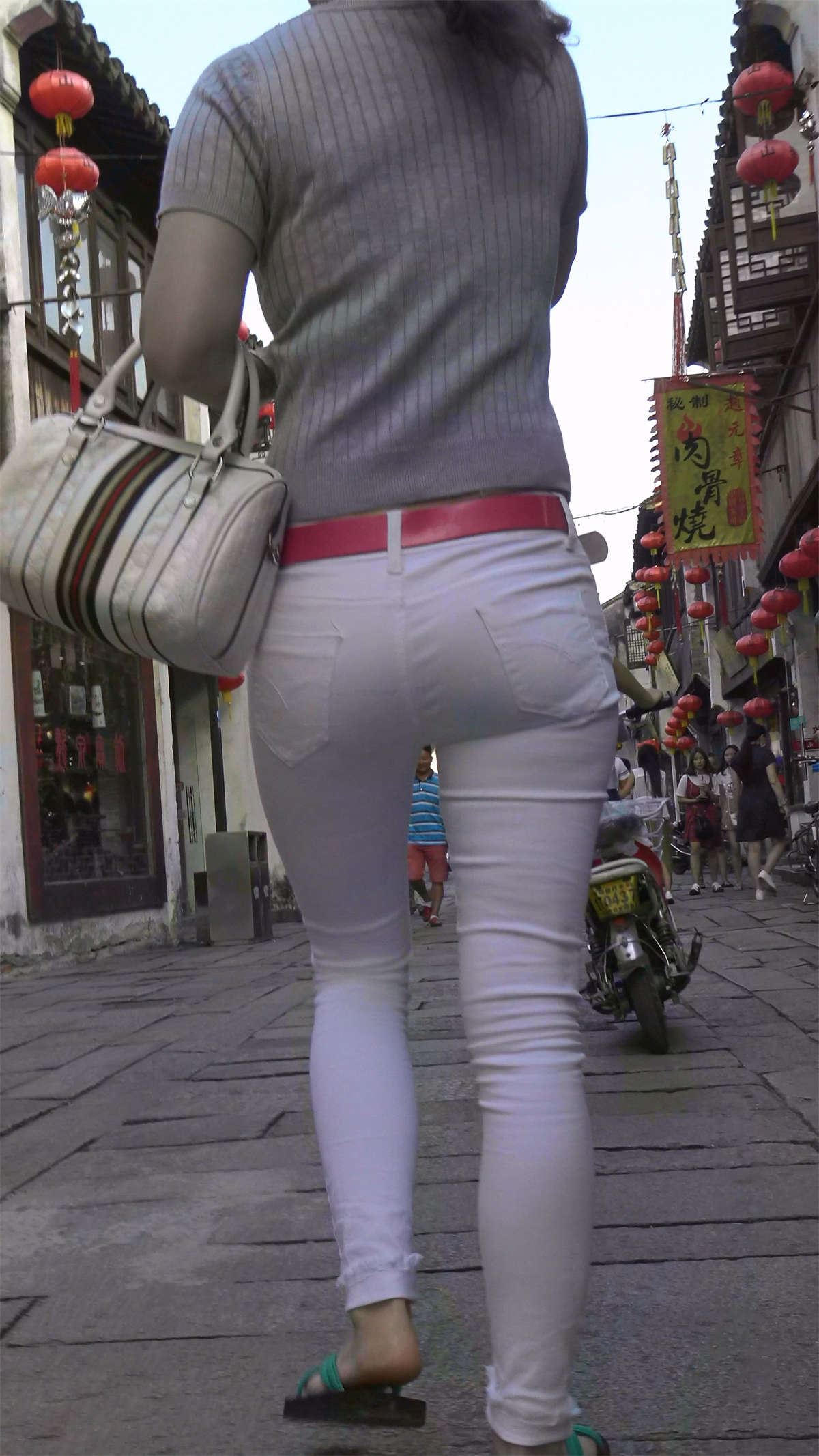 81824-ggqx4agdxah.jpg
