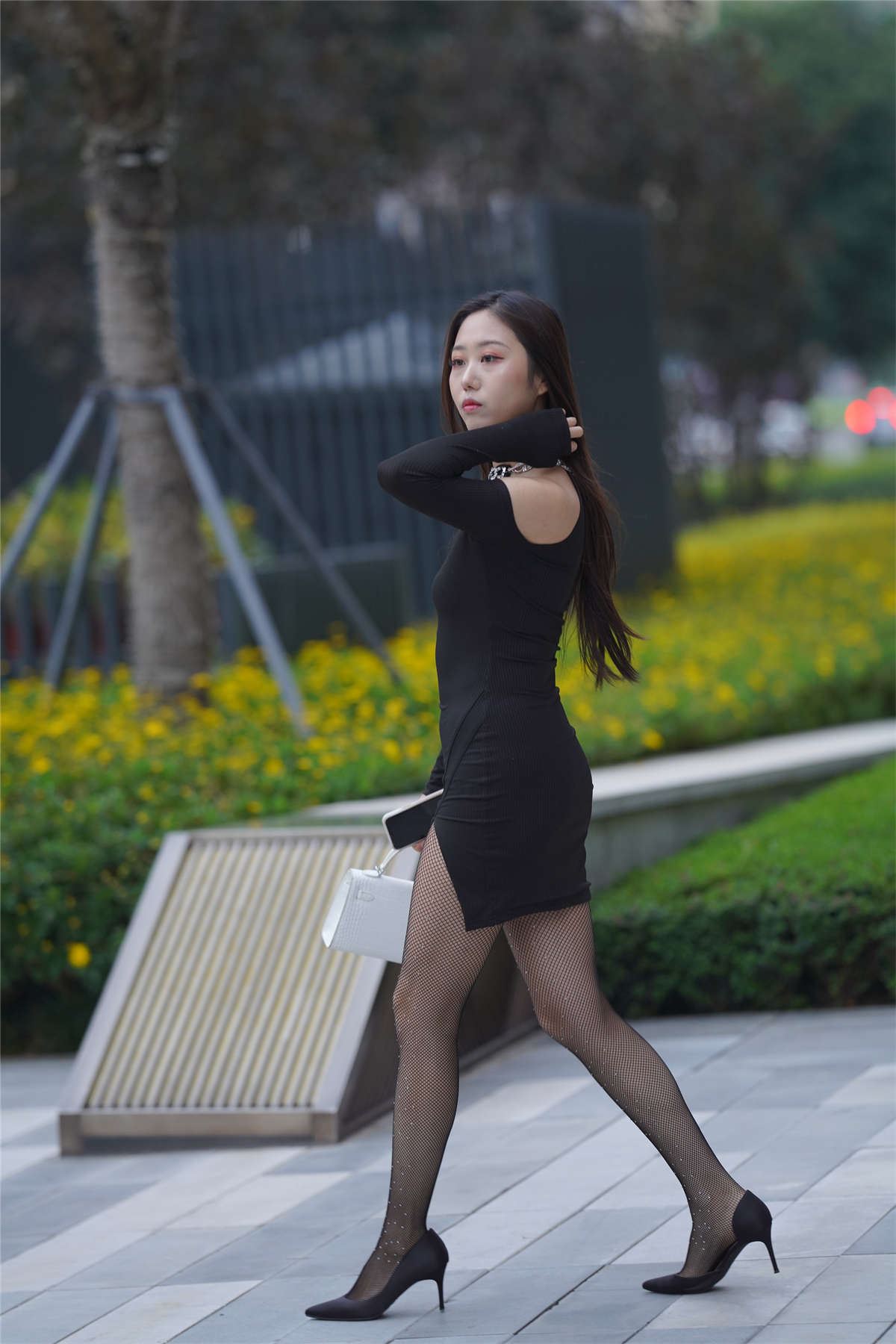 65273-aayqqy3yeye.jpg