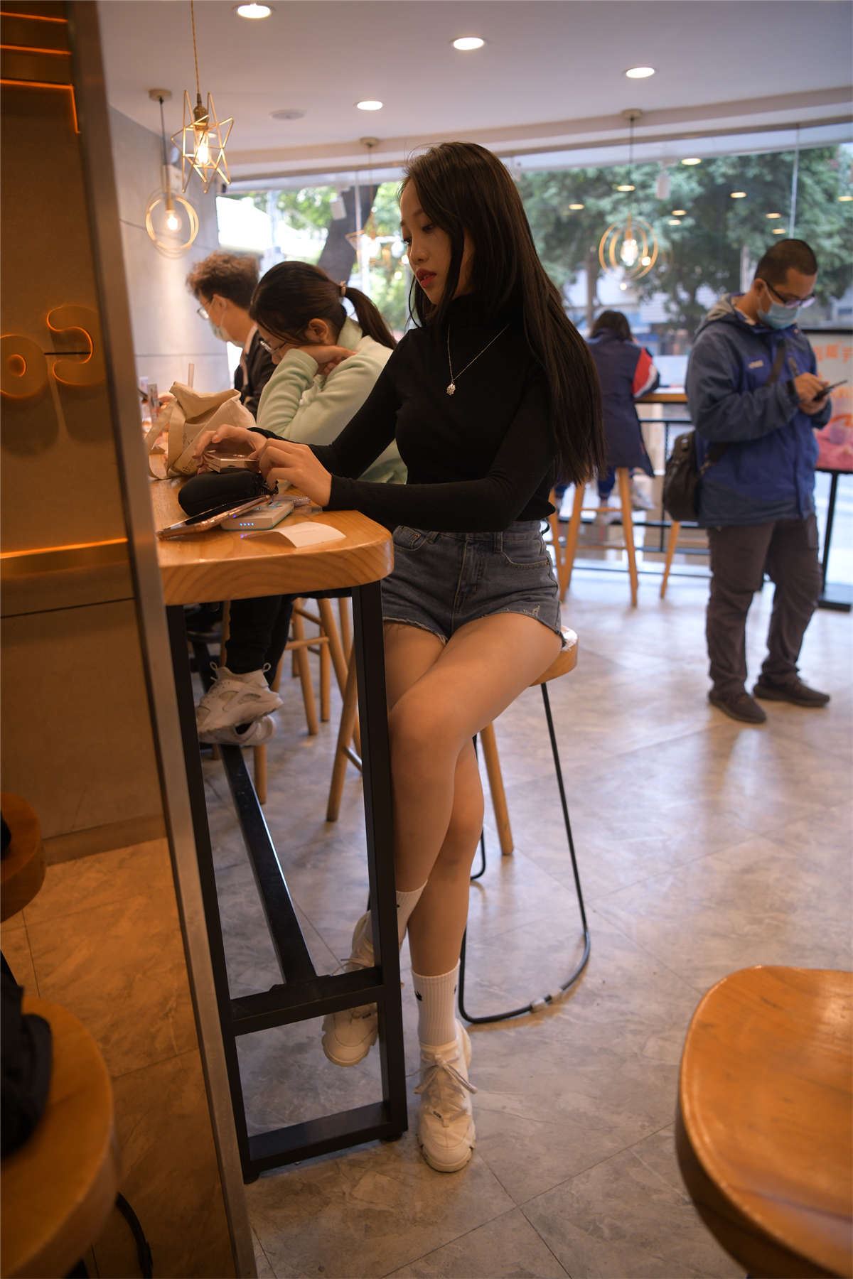 56422-ikslr4tej5z.jpg