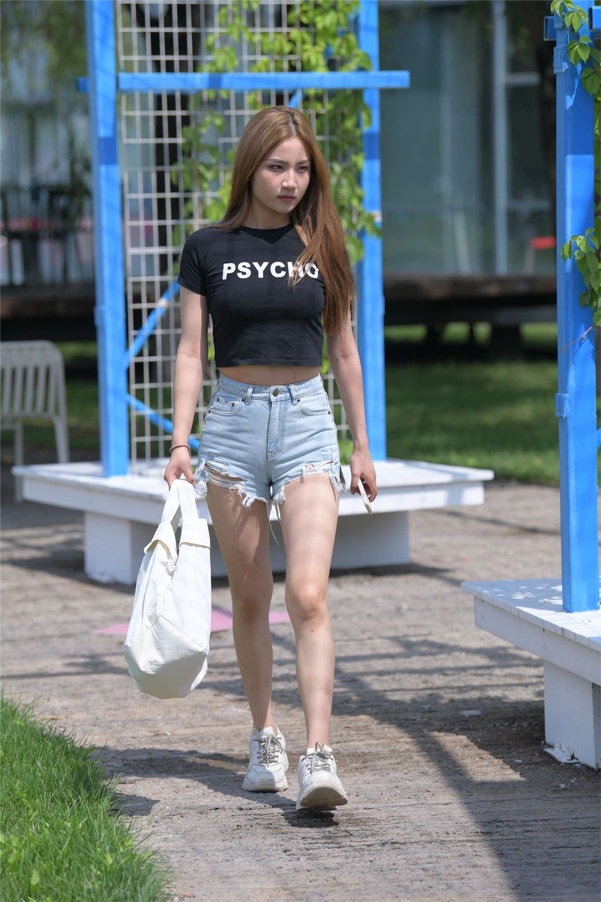 72522-mtqrnmsctvd.jpg