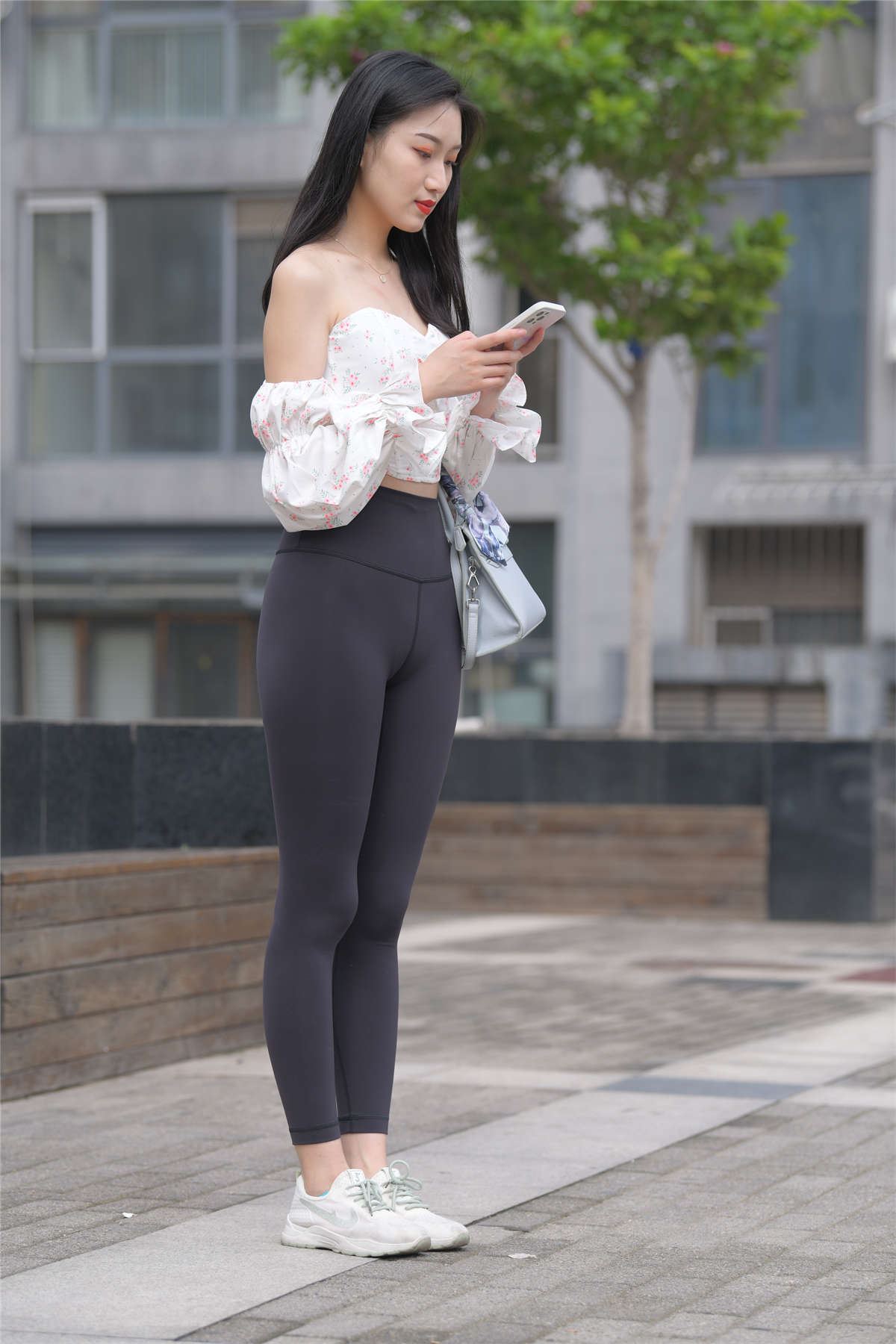 72728-hxt5qcealfl.jpg