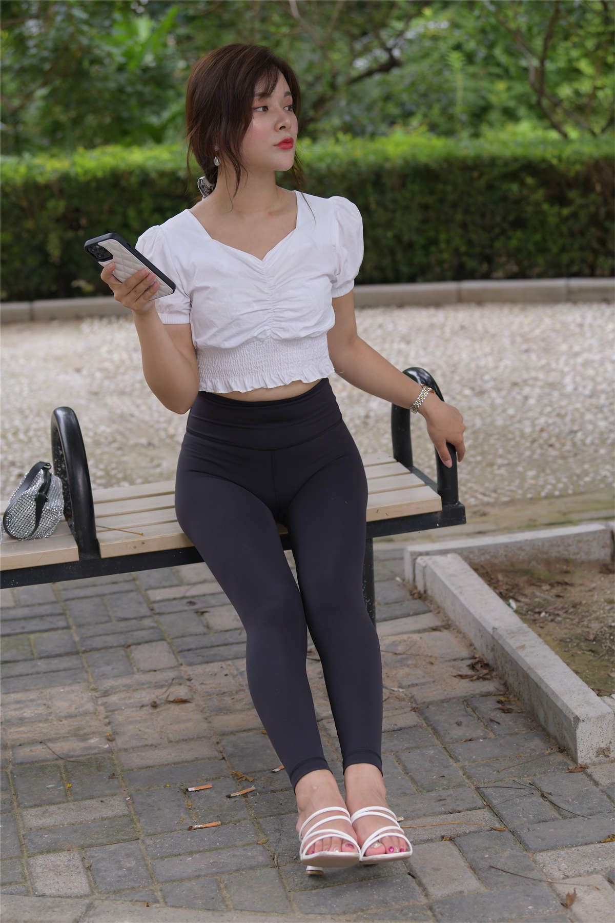 72963-knzwsjf44i4.jpg