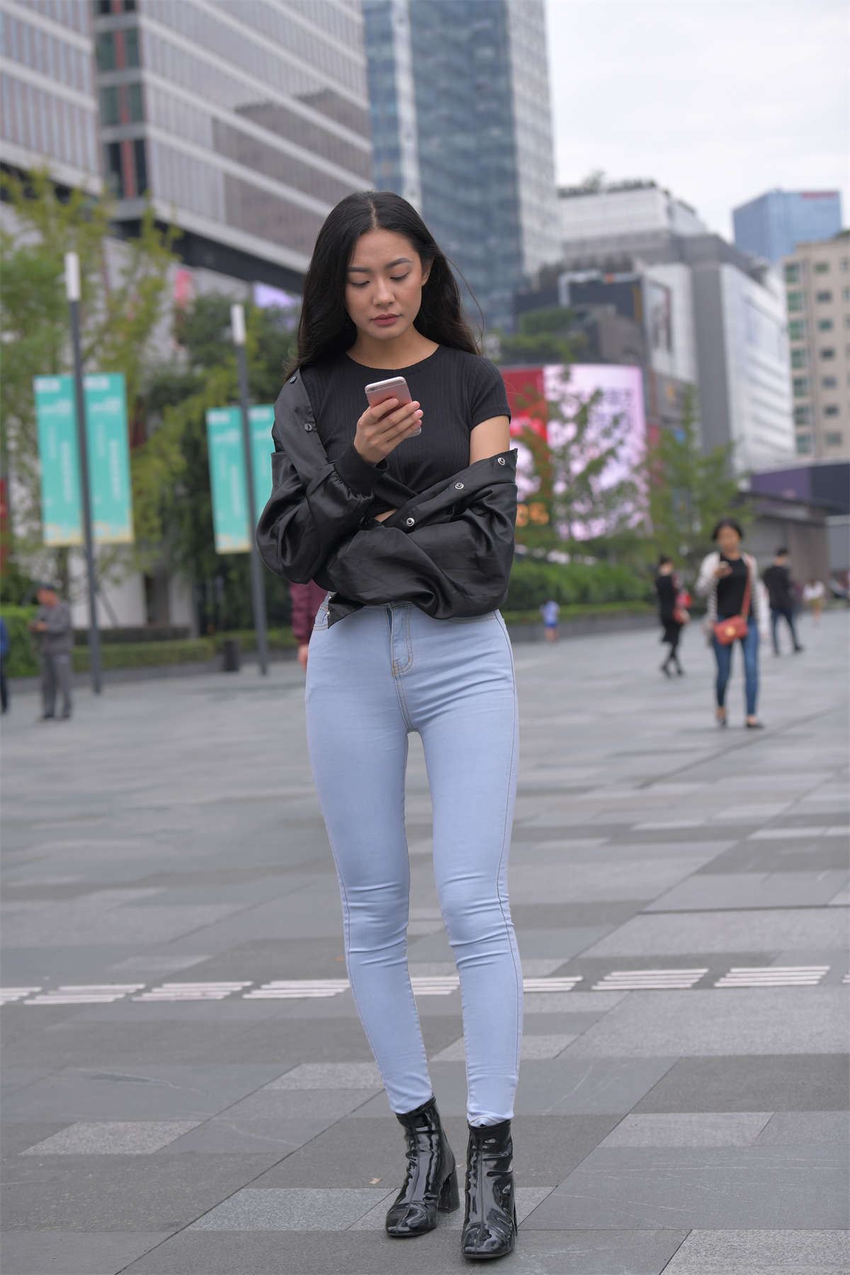 35903-qq2vrv5tuxs.jpg