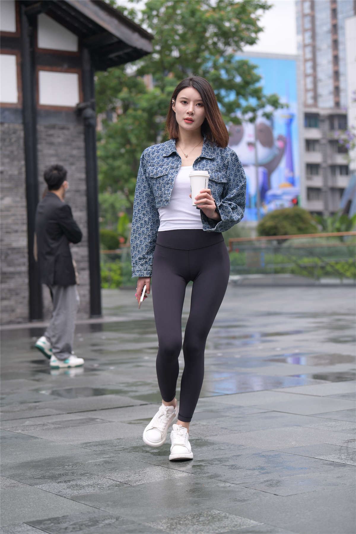 73810-vqmrudyykt3.jpg