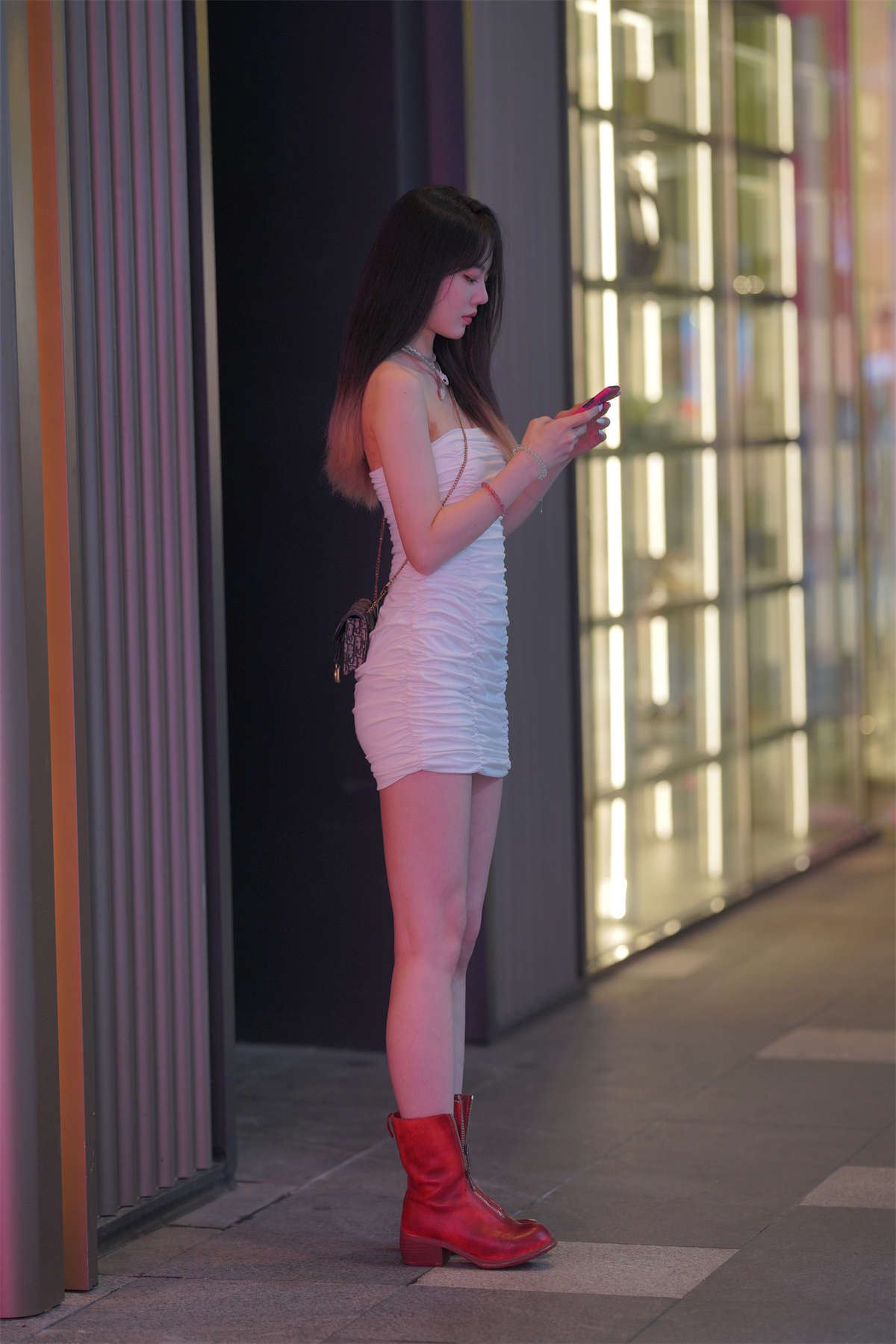 107268-evwx1yhpftx.jpg