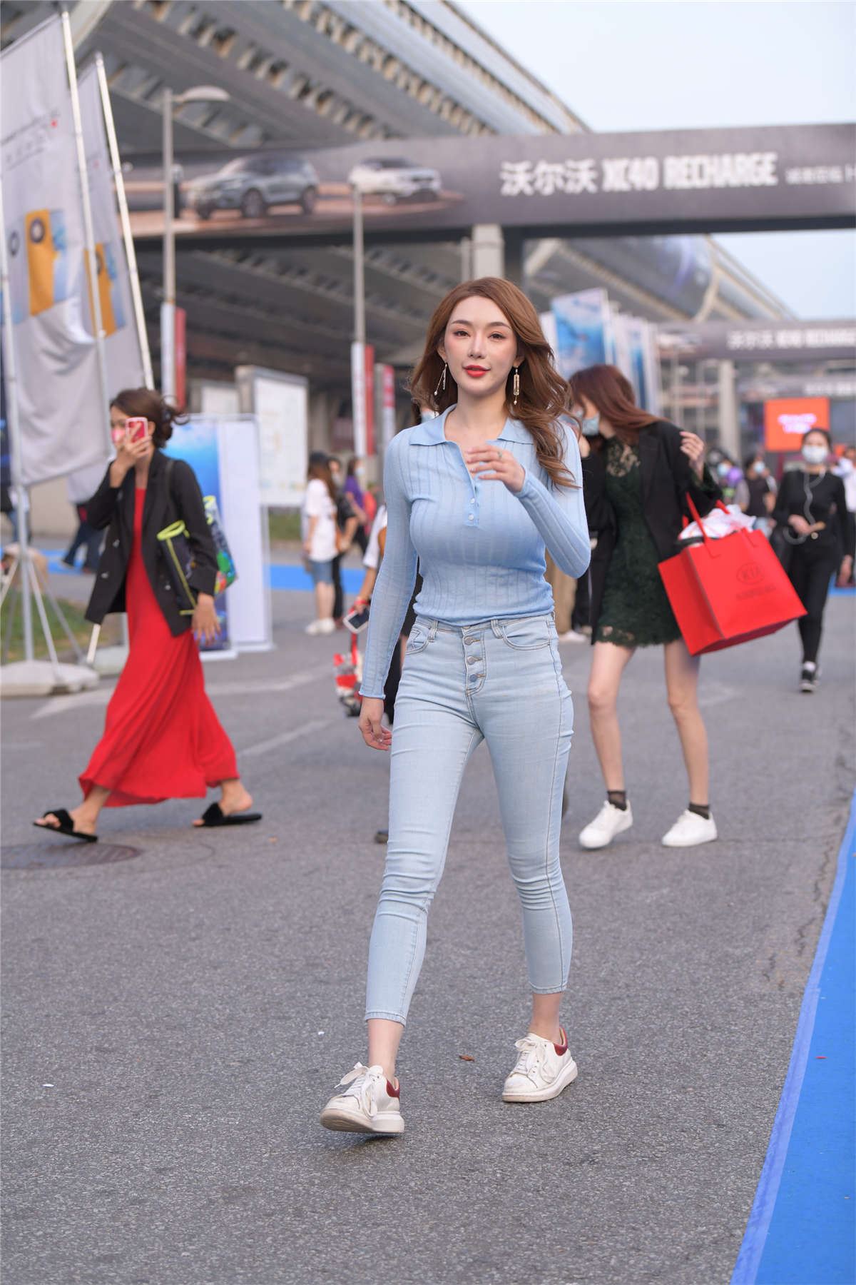 107968-p4s2slt2yek.jpg