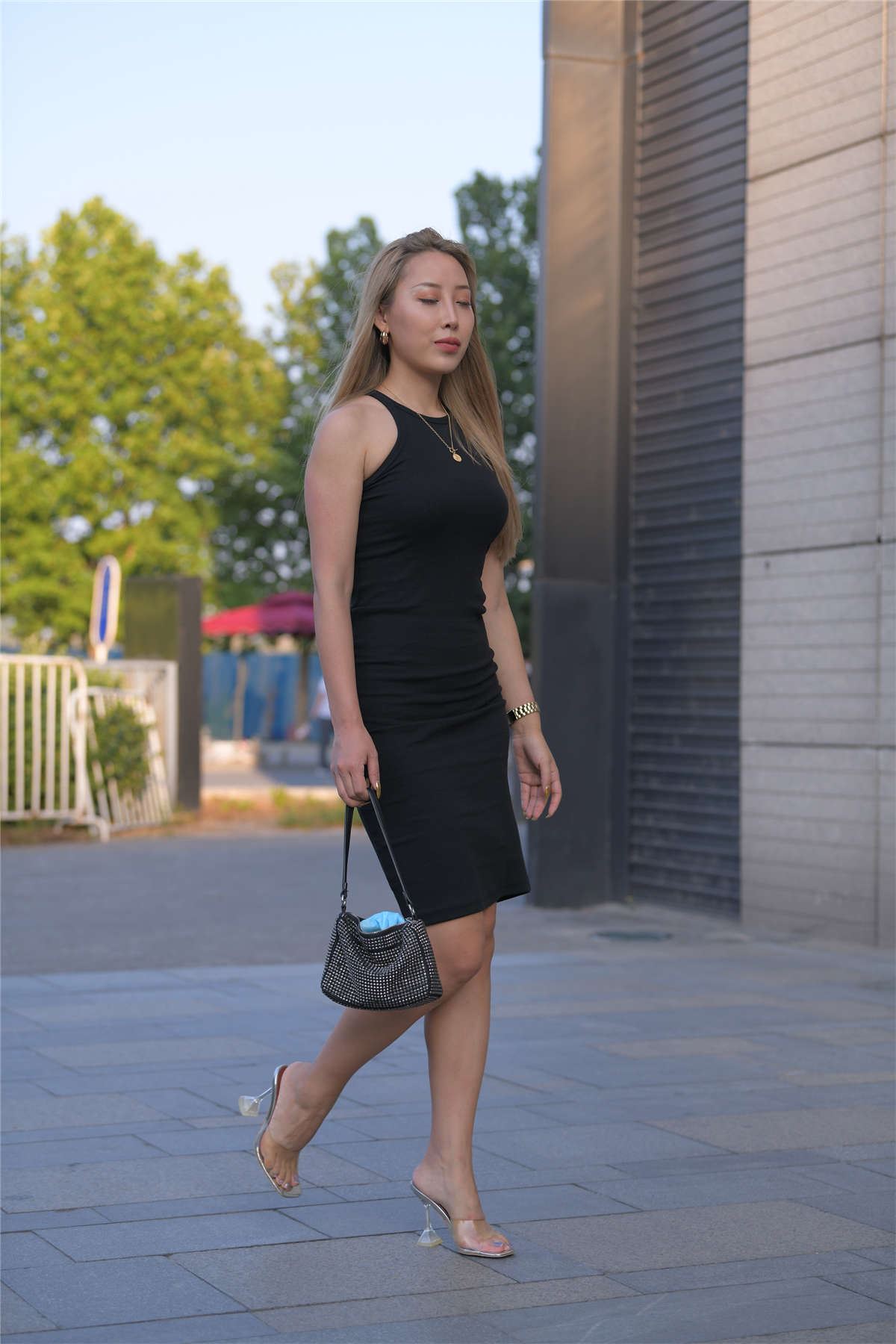 108080-mxctxpk4gon.jpg