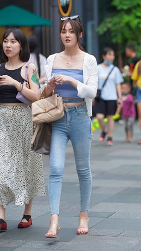89350jvnf3ybkcc.jpg