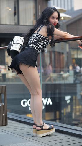 8523g3xnhwrf4k5.jpg
