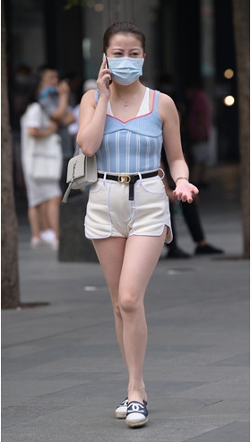12050a5ify2ebwln.jpg