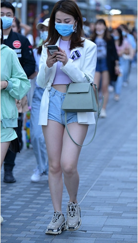 120511aueedarxg1.jpg