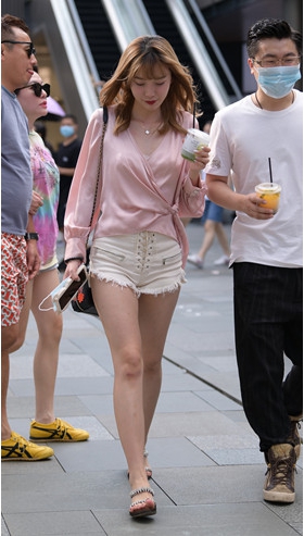 12065cqyq1d1u34g.jpg