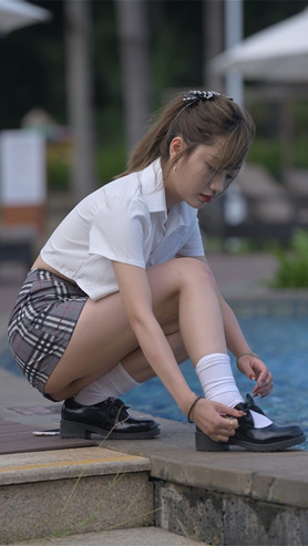 8221d44a4cjclxr.jpg