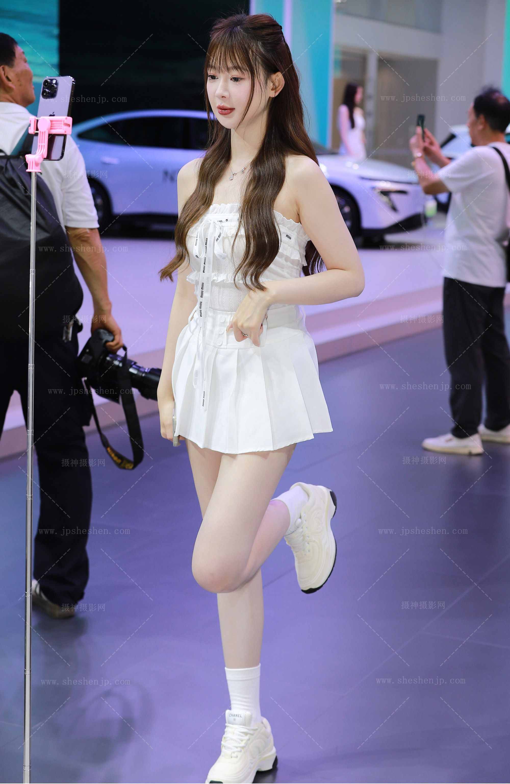 21093-z0hzcy42isg.jpg