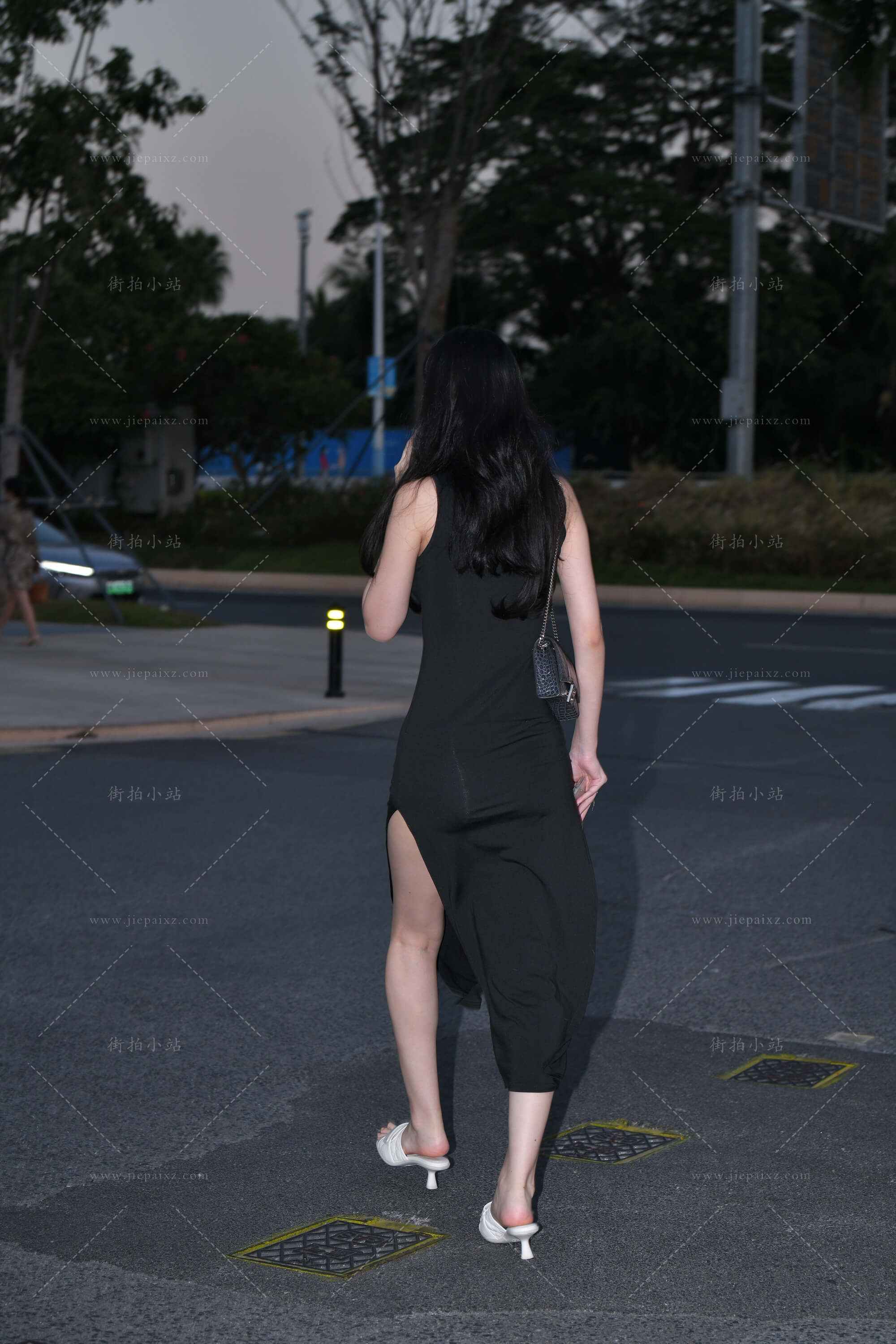 35923u2ujxr22peg.jpg