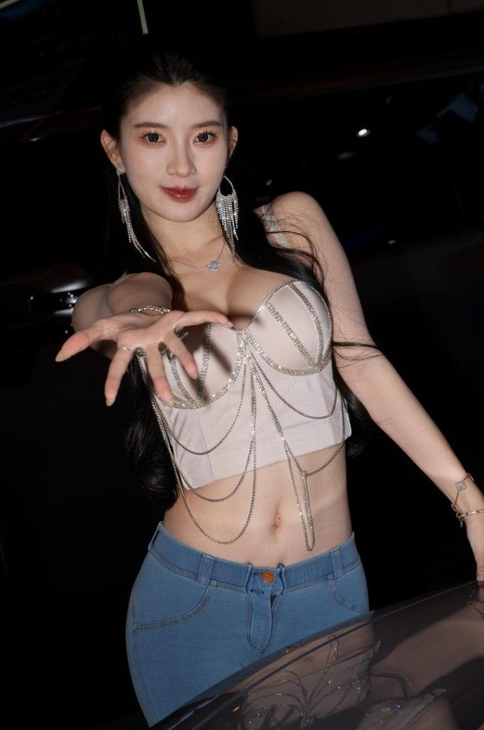 x4dpnjn5cc4.jpg