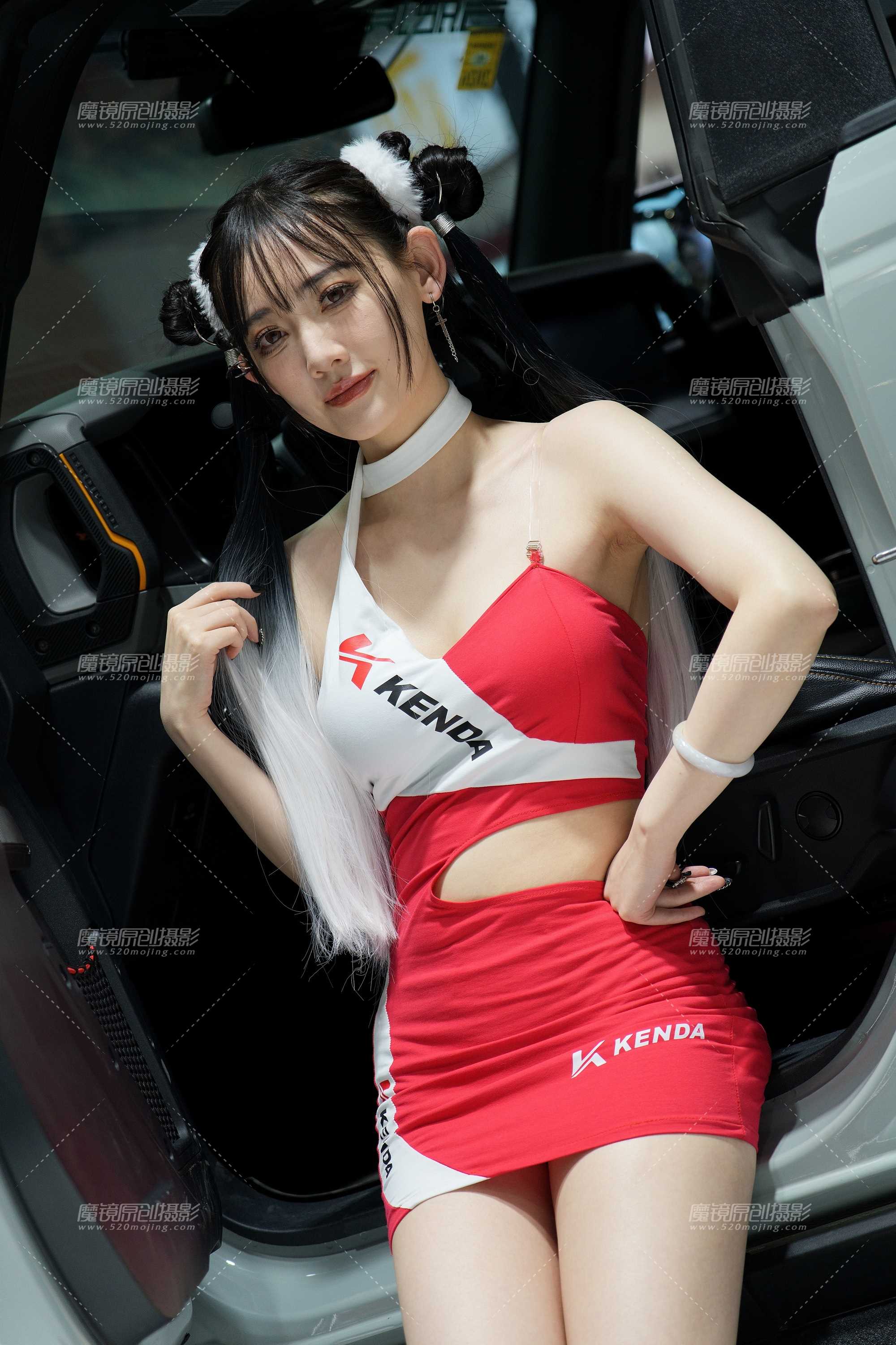 55047-yoykmicykbk.jpg