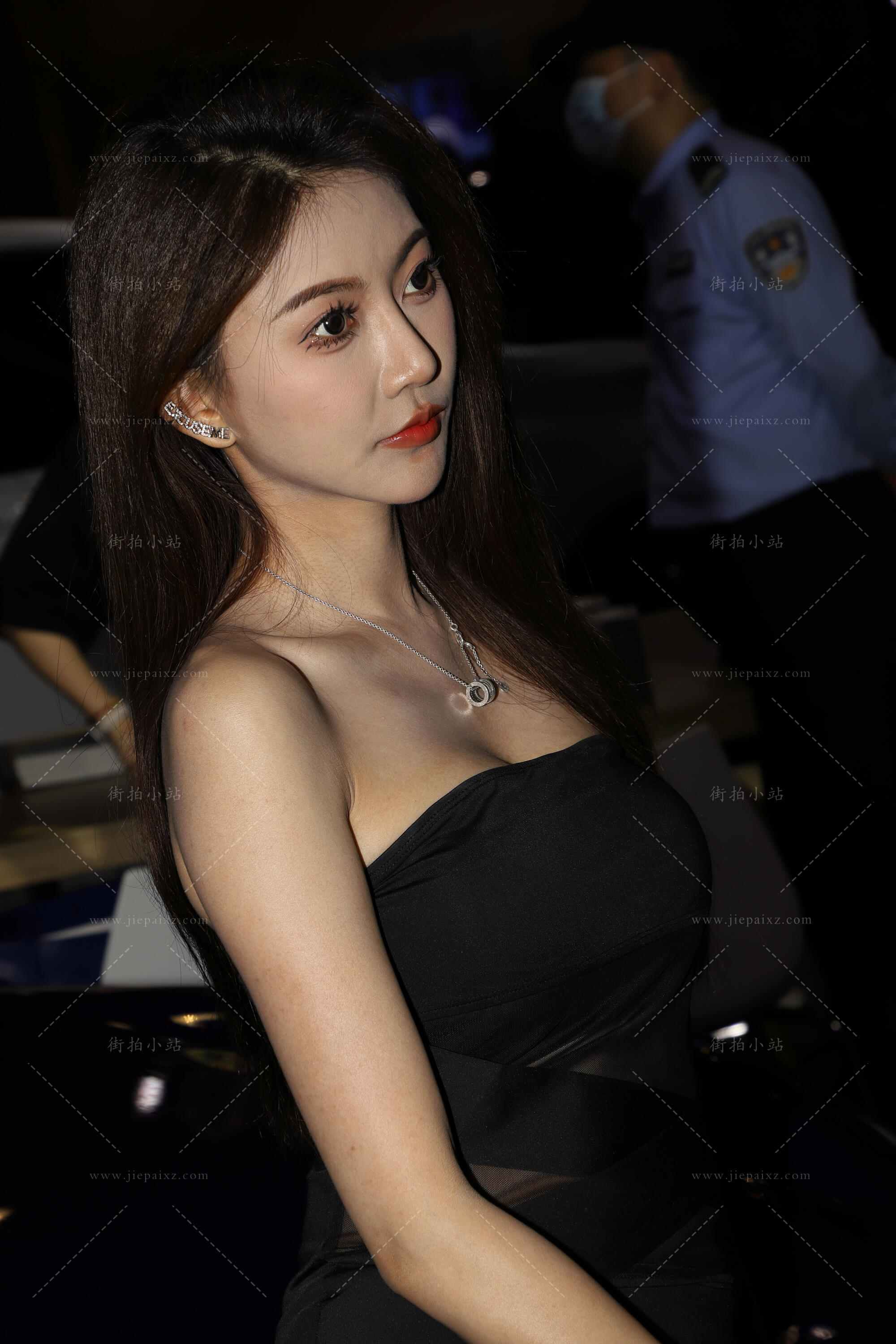 3681100120hplg25.jpg