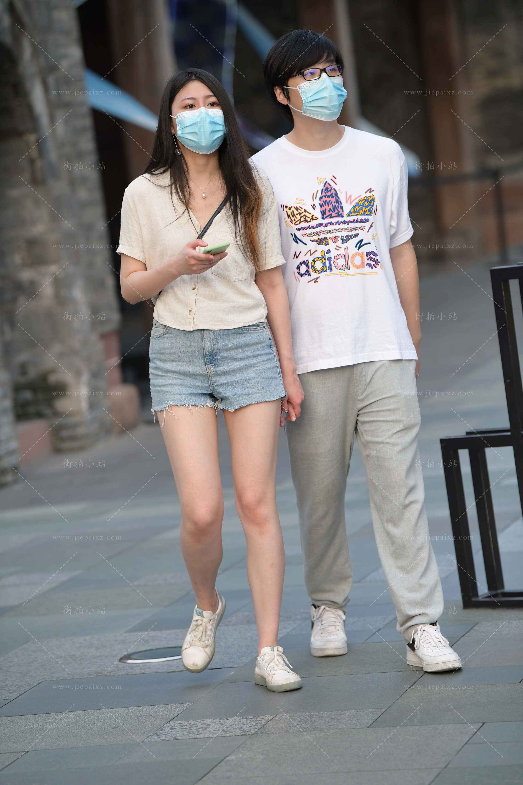 374091h4xsyexlxw.jpg