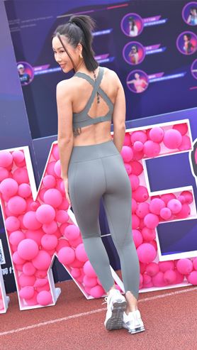 29455lqck5kdwgb4.jpg